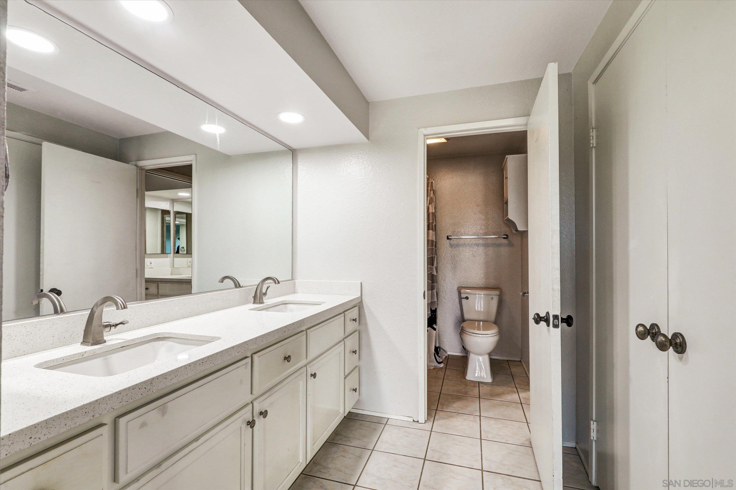 Detail Gallery Image 19 of 27 For 9488  Hiker Hill Rd, San Diego,  CA 92129 - 2 Beds | 1/1 Baths