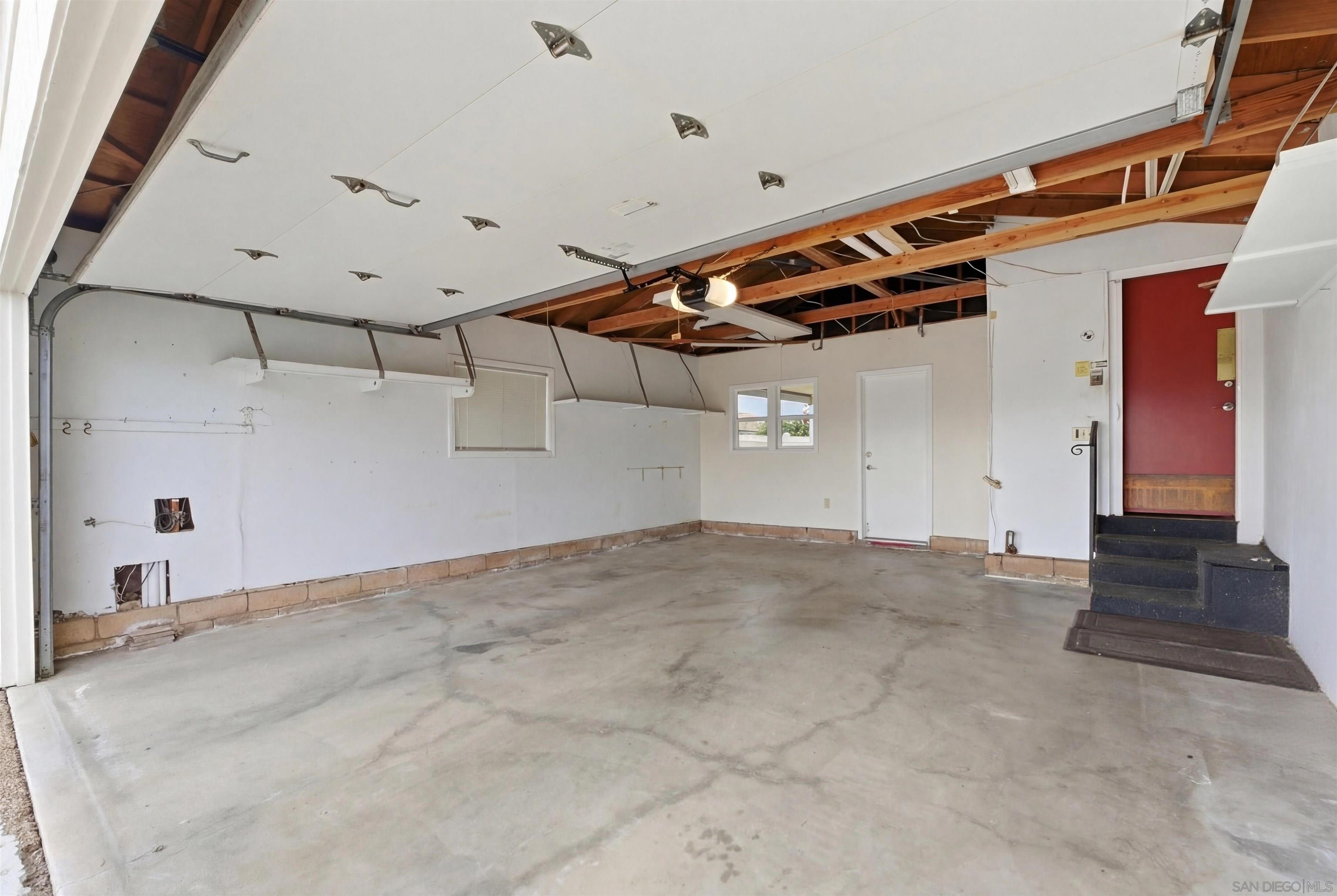 Detail Gallery Image 25 of 38 For 630  via Columbia, Vista,  CA 92081 - 2 Beds | 2 Baths