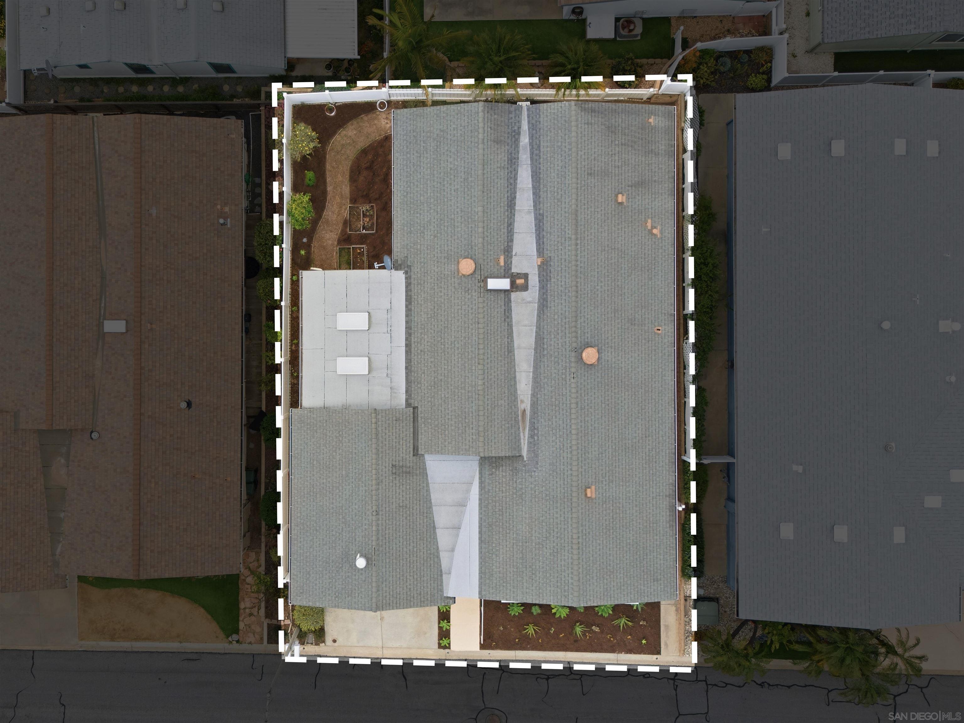 Detail Gallery Image 29 of 38 For 630  via Columbia, Vista,  CA 92081 - 2 Beds | 2 Baths