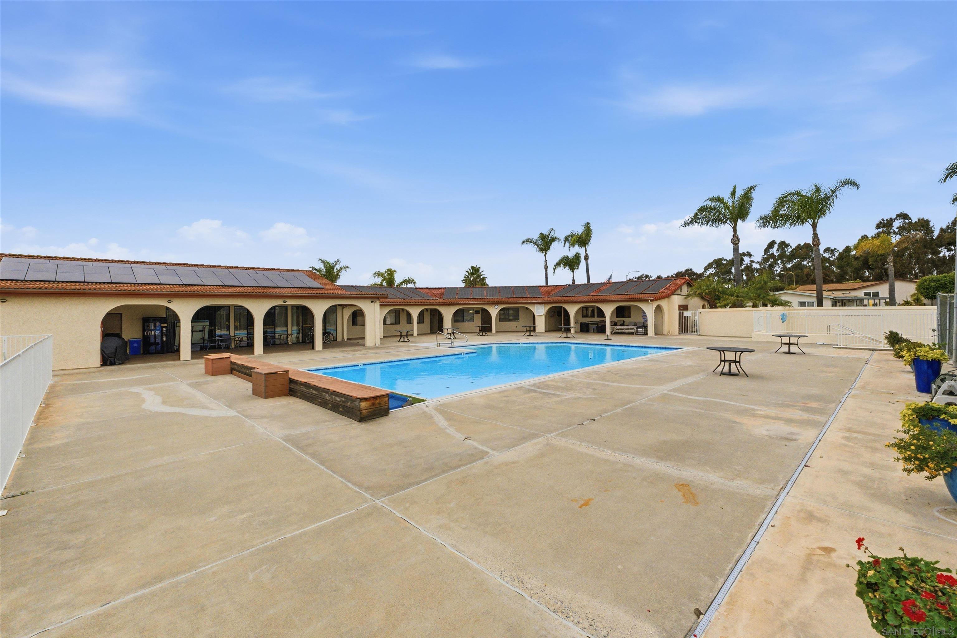 Detail Gallery Image 32 of 38 For 630  via Columbia, Vista,  CA 92081 - 2 Beds | 2 Baths