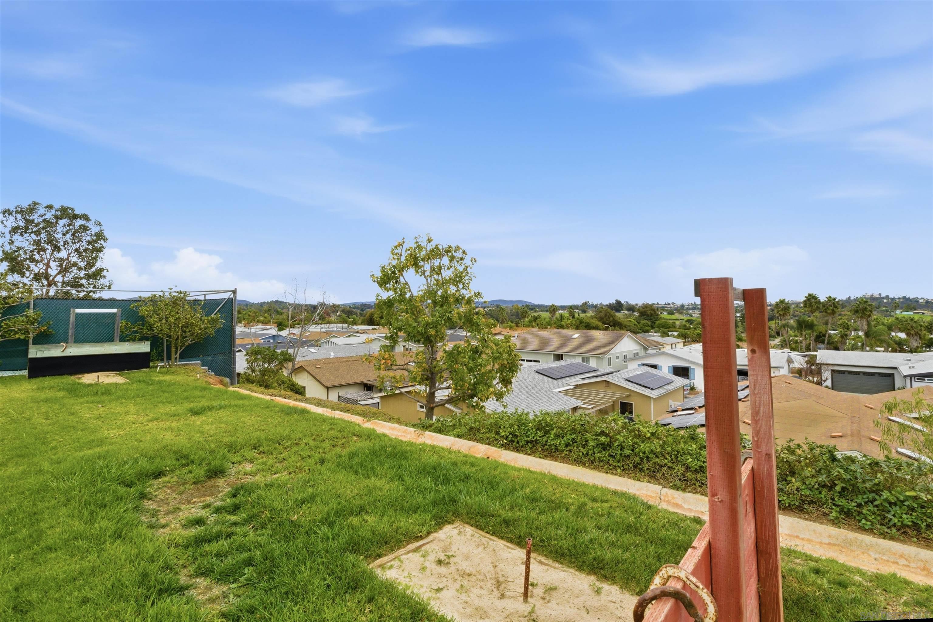 Detail Gallery Image 34 of 38 For 630  via Columbia, Vista,  CA 92081 - 2 Beds | 2 Baths