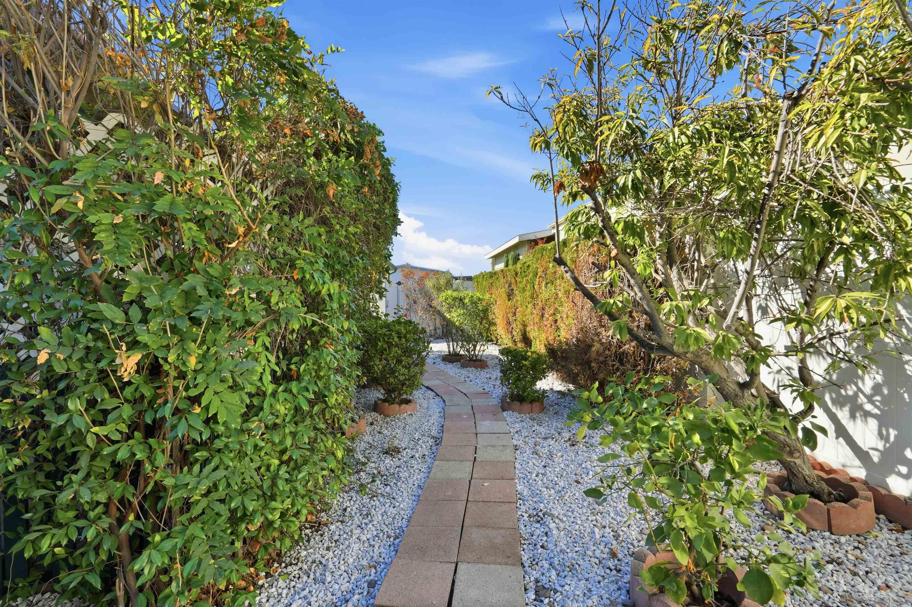 Detail Gallery Image 8 of 51 For 9255 N Magnolia  #339,  Santee,  CA 92071 - 2 Beds | 2 Baths