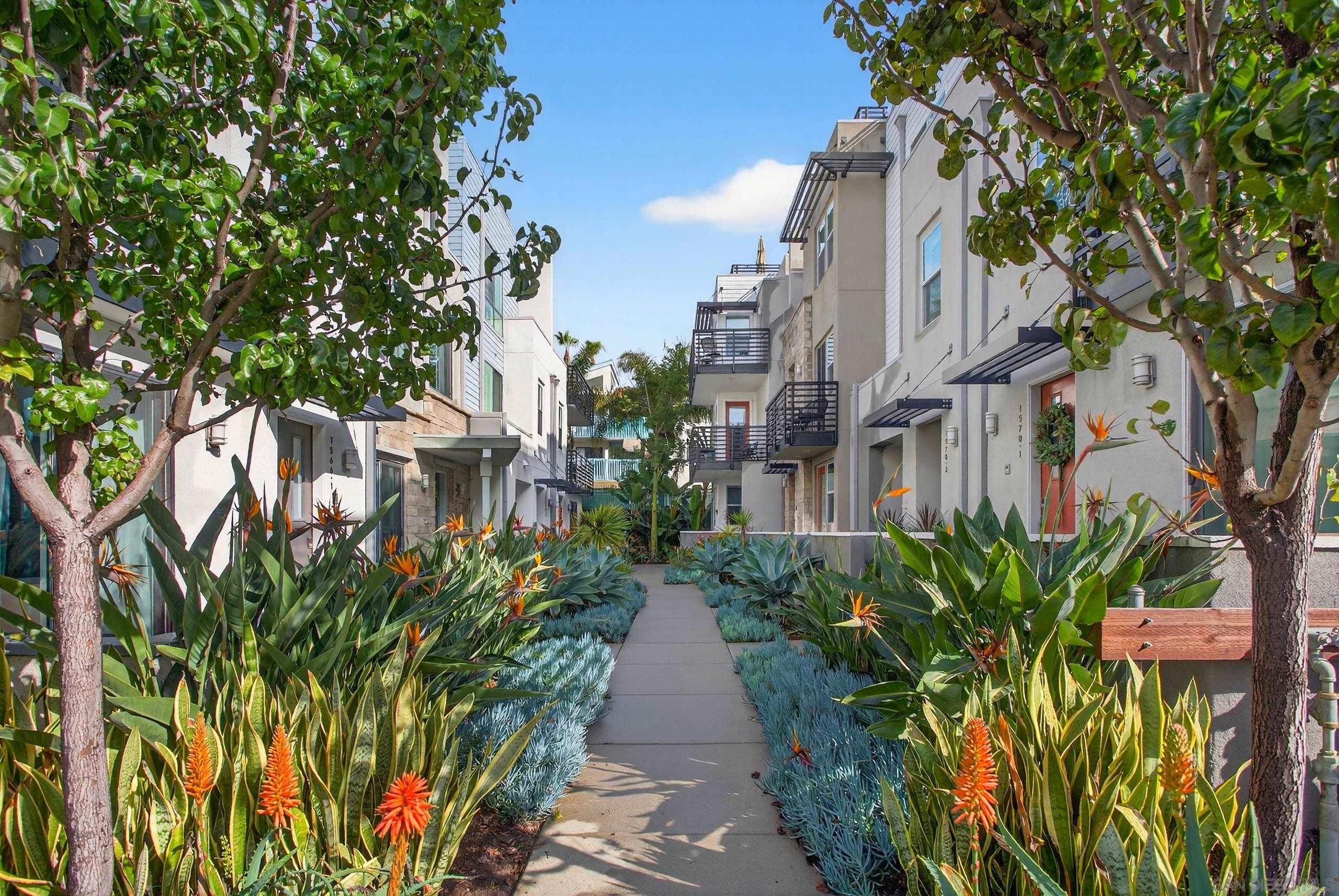 Front Image Thumbnail for SD2600169