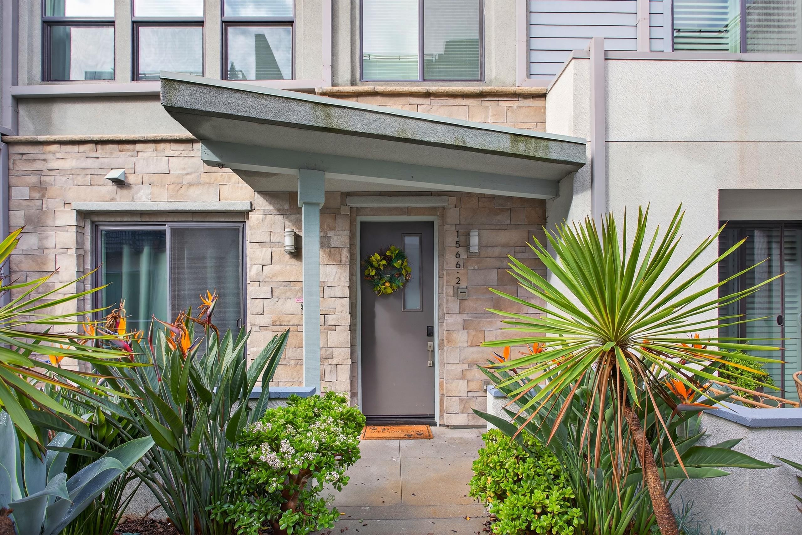 Detail Gallery Image 2 of 53 For 1566  Vista Del Mar  2, Oceanside,  CA 92054 - 3 Beds | 3/1 Baths