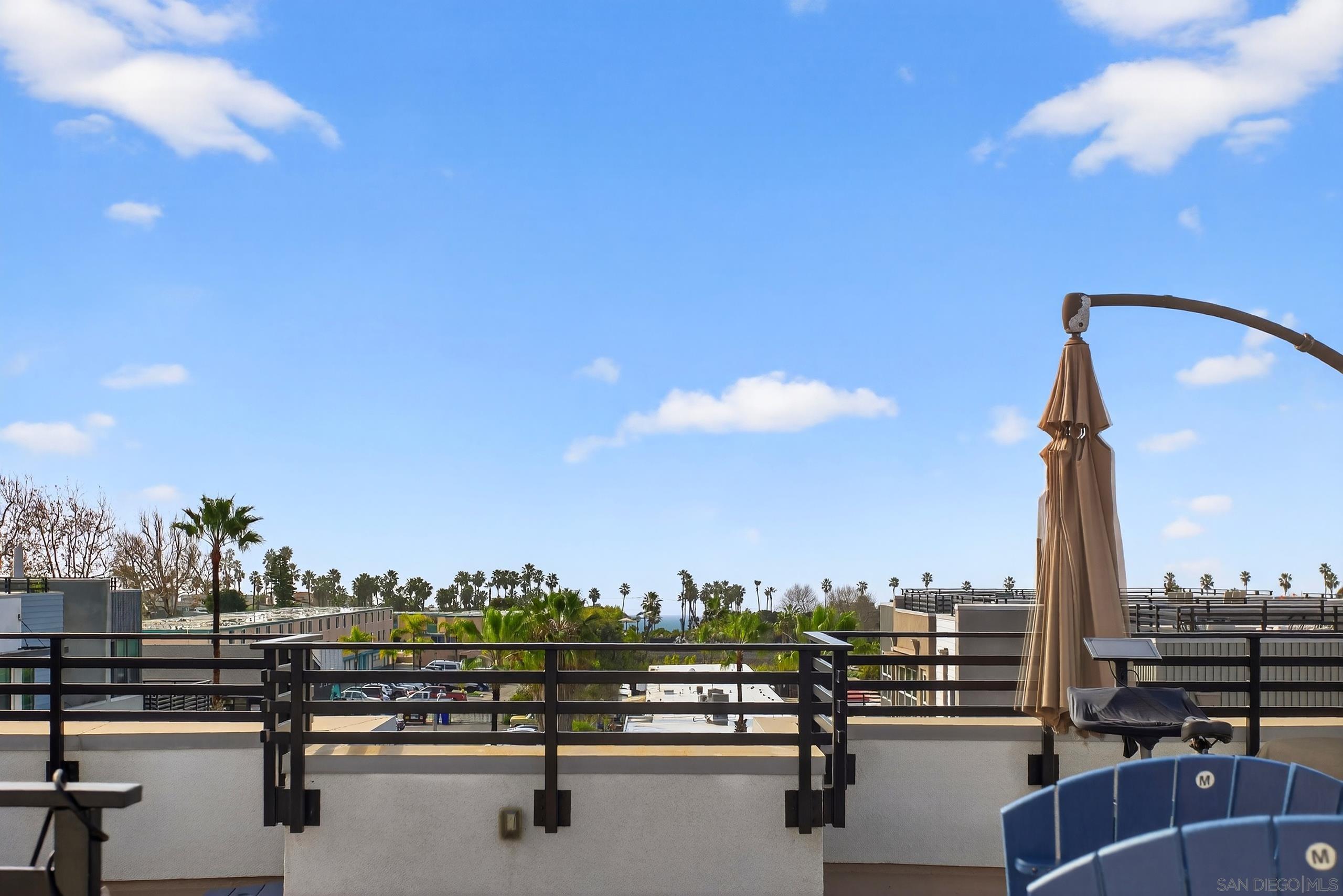 Detail Gallery Image 35 of 53 For 1566  Vista Del Mar  2, Oceanside,  CA 92054 - 3 Beds | 3/1 Baths