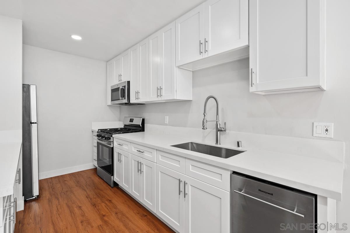 Detail Gallery Image 11 of 19 For 393  Waldo Ave  3, Pasadena,  CA 91101 - 2 Beds | 1 Baths