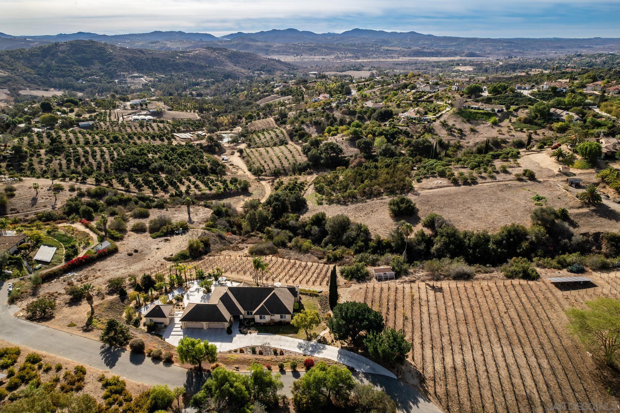 Detail Gallery Image 56 of 61 For 2635  Vista De Palomar, Fallbrook,  CA 92028 - 4 Beds | 3 Baths