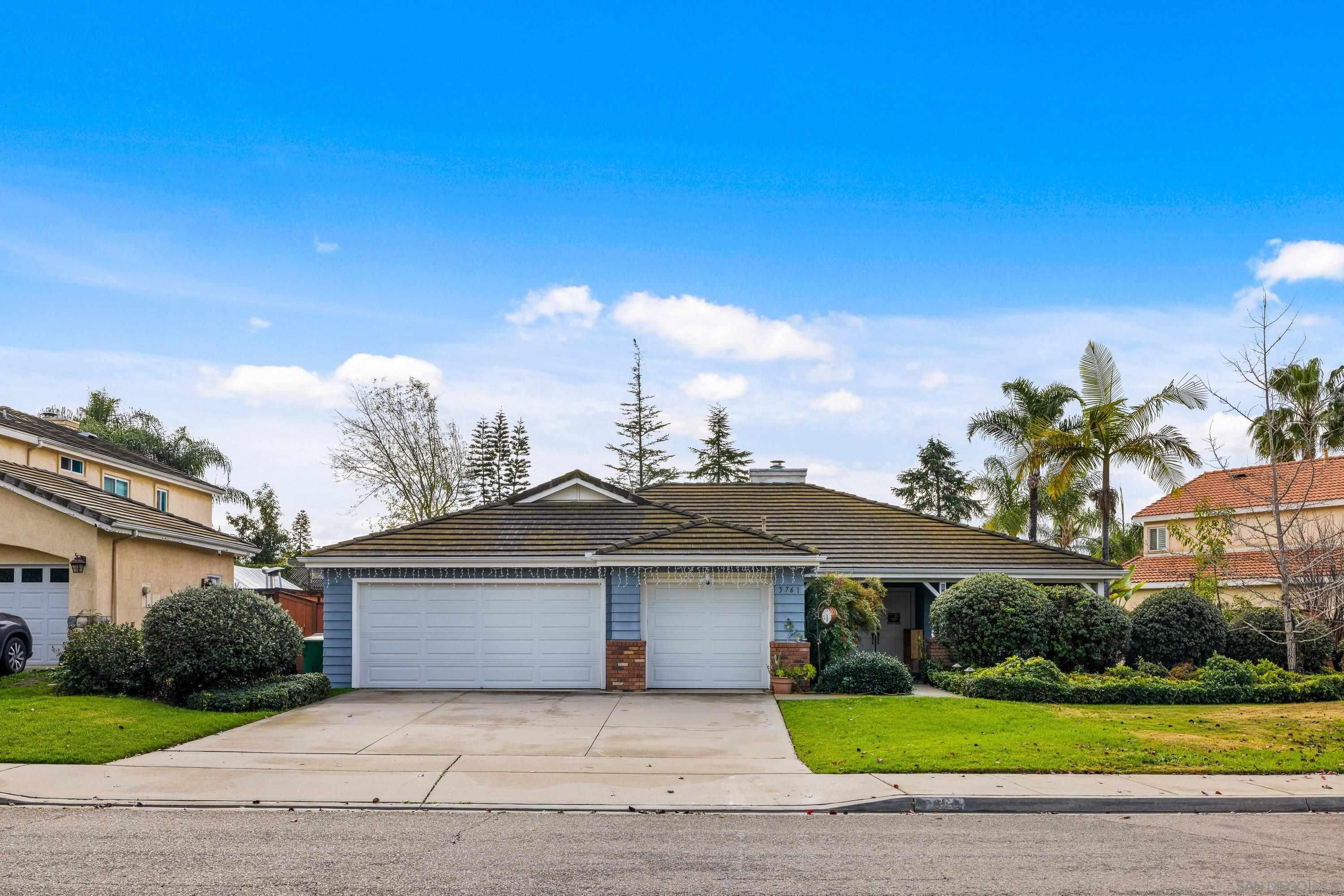 Detail Gallery Image 2 of 18 For 5761  Spur Ave, Oceanside,  CA 92057 - 4 Beds | 2 Baths