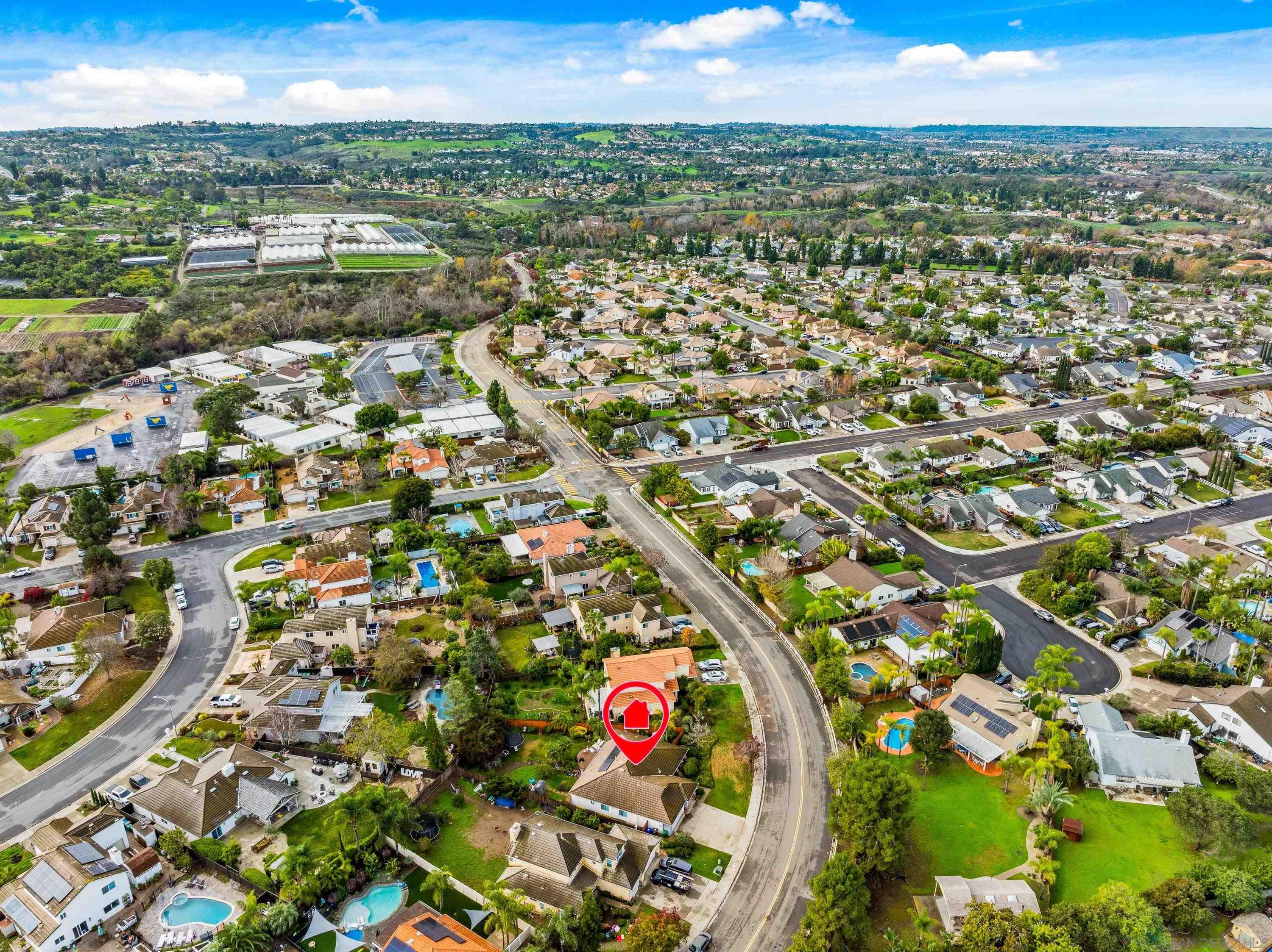 Detail Gallery Image 11 of 18 For 5761  Spur Ave, Oceanside,  CA 92057 - 4 Beds | 2 Baths
