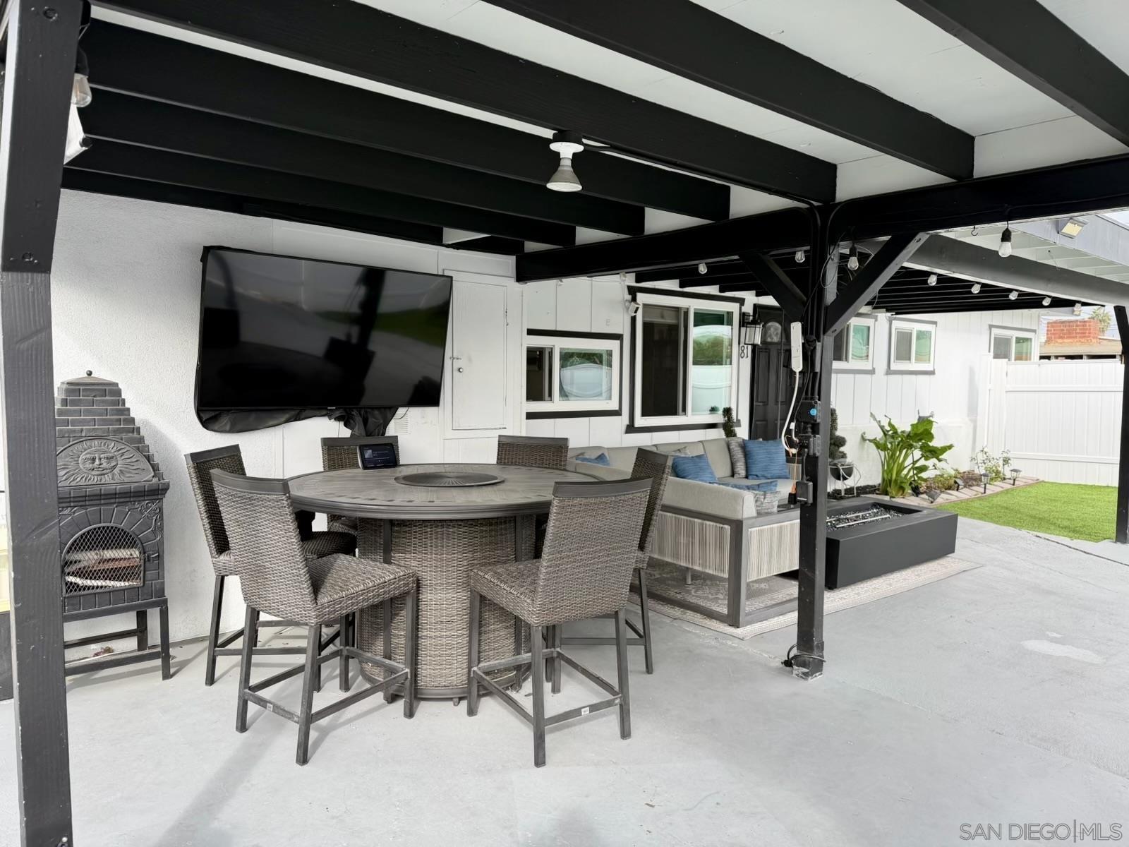 Detail Gallery Image 13 of 14 For 81 E Fortuna, Chula Vista,  CA 91911 - 4 Beds | 2 Baths