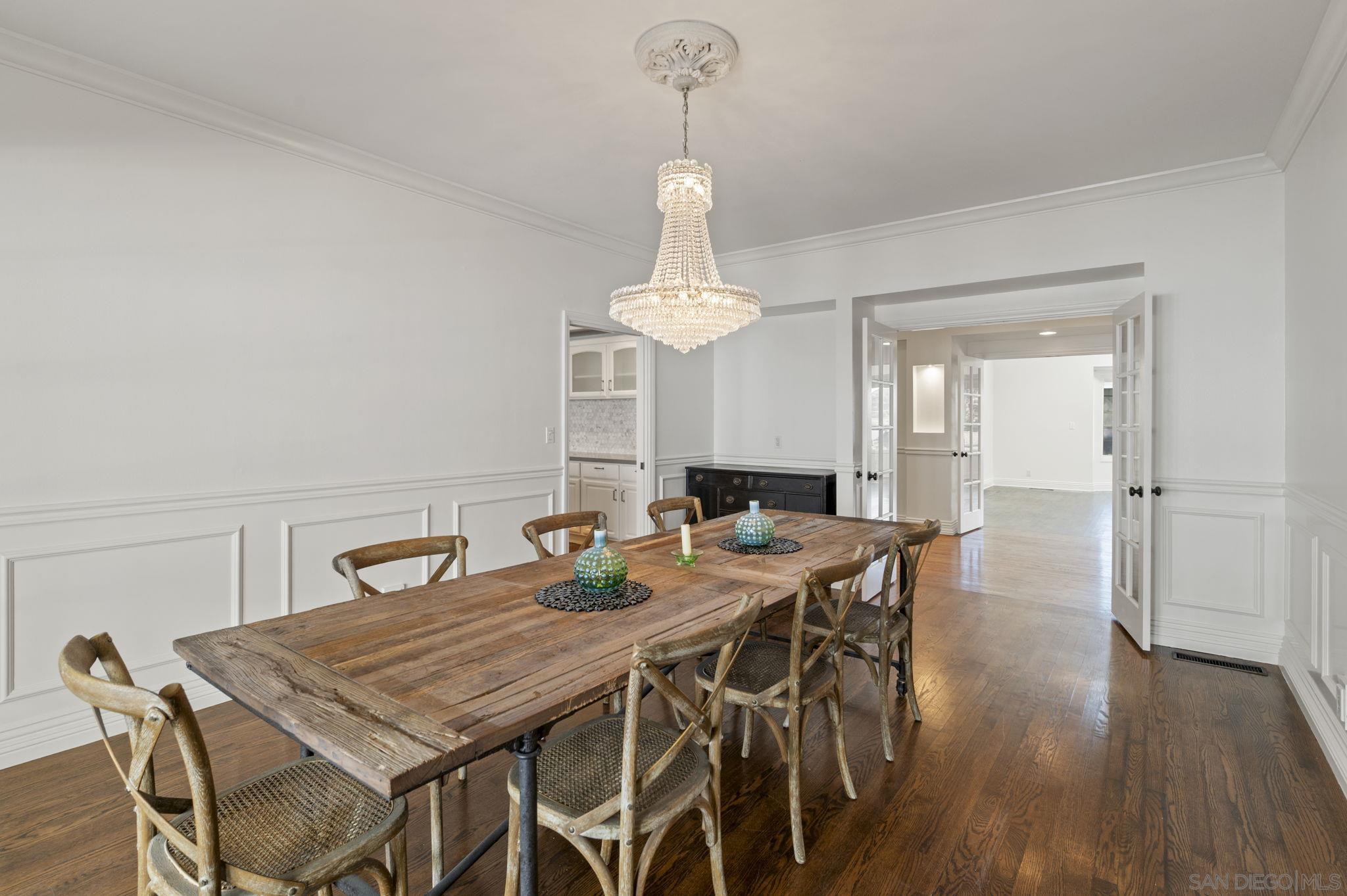 Detail Gallery Image 13 of 38 For 12740  via Felino, Del Mar,  CA 92014 - 3 Beds | 3/1 Baths