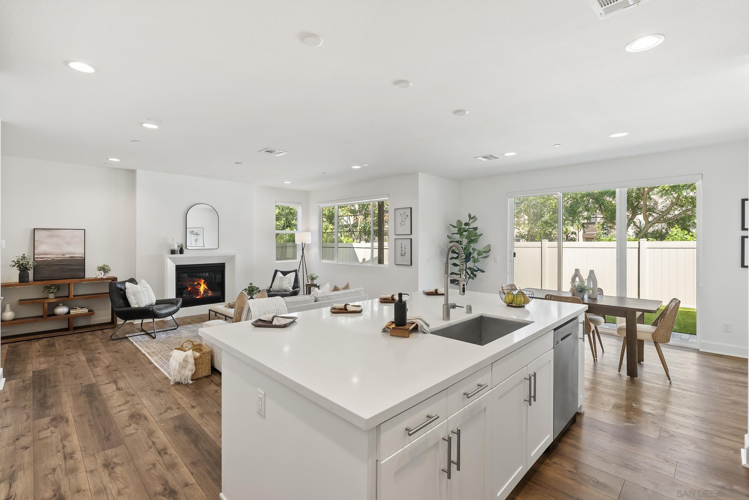 Detail Gallery Image 17 of 62 For 3304  Telaga Rd, Carlsbad,  CA 92010 - 4 Beds | 2/1 Baths