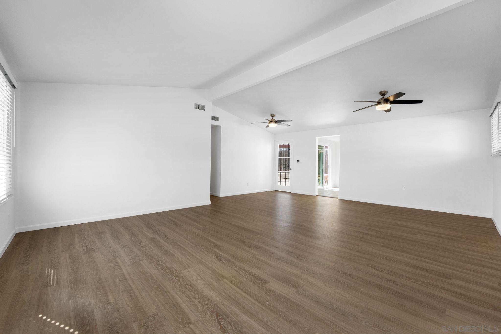 Detail Gallery Image 8 of 31 For 8937  Hammond Dr, San Diego,  CA 92123 - 4 Beds | 2 Baths