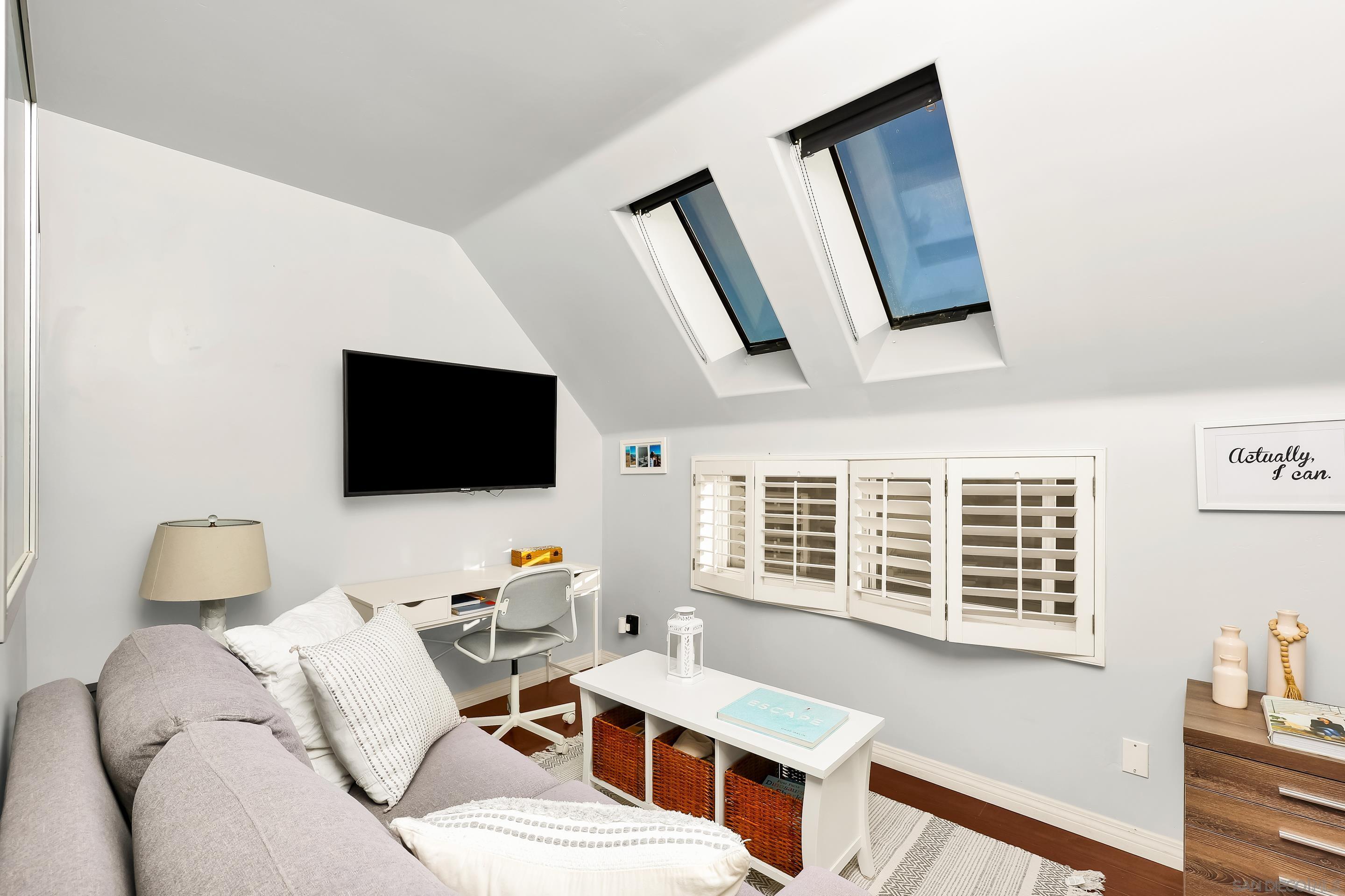 Detail Gallery Image 22 of 34 For 2949  Ocean Front Walk, San Diego,  CA 92109 - 3 Beds | 3 Baths