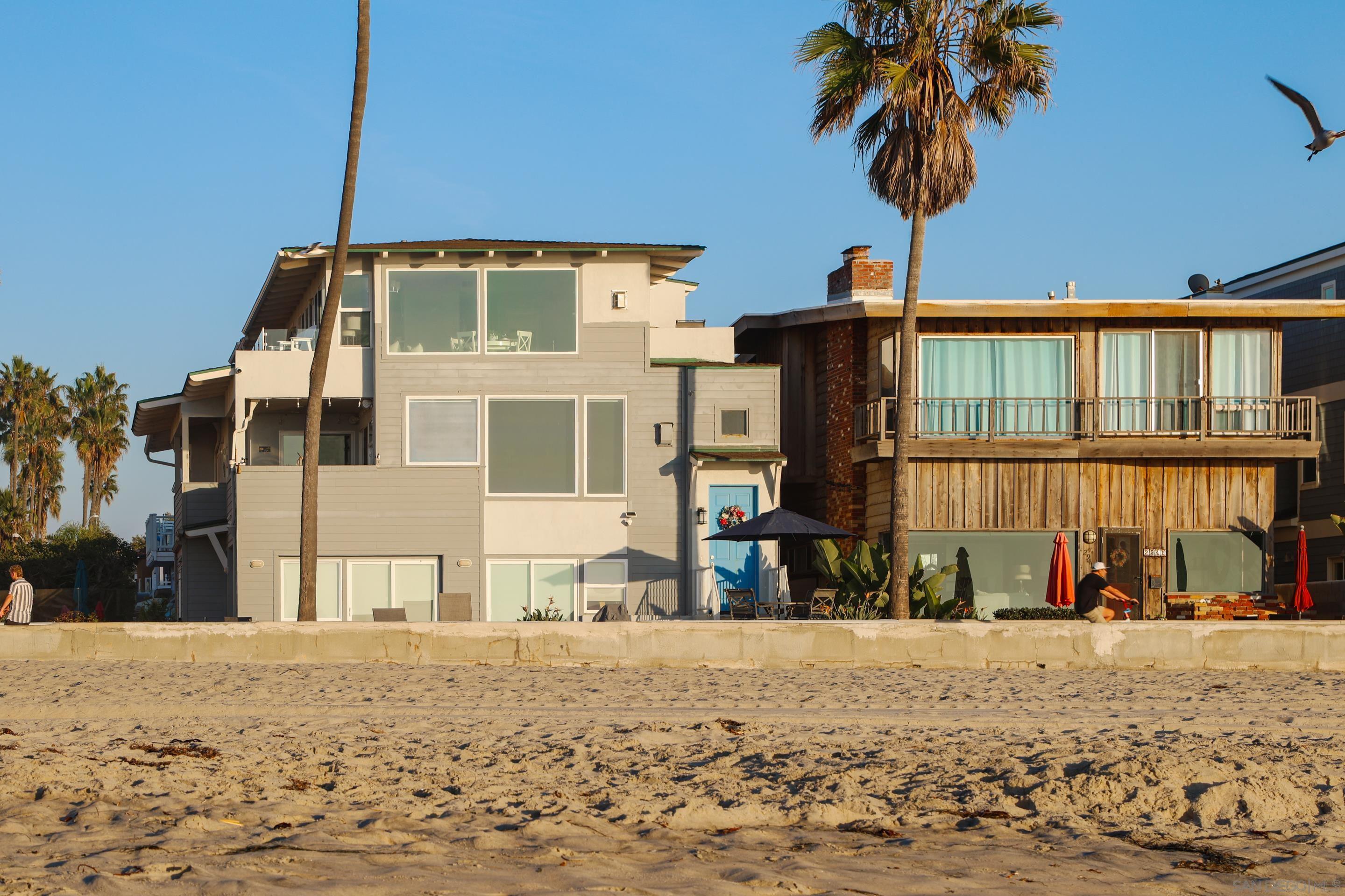 Detail Gallery Image 27 of 34 For 2949  Ocean Front Walk, San Diego,  CA 92109 - 3 Beds | 3 Baths