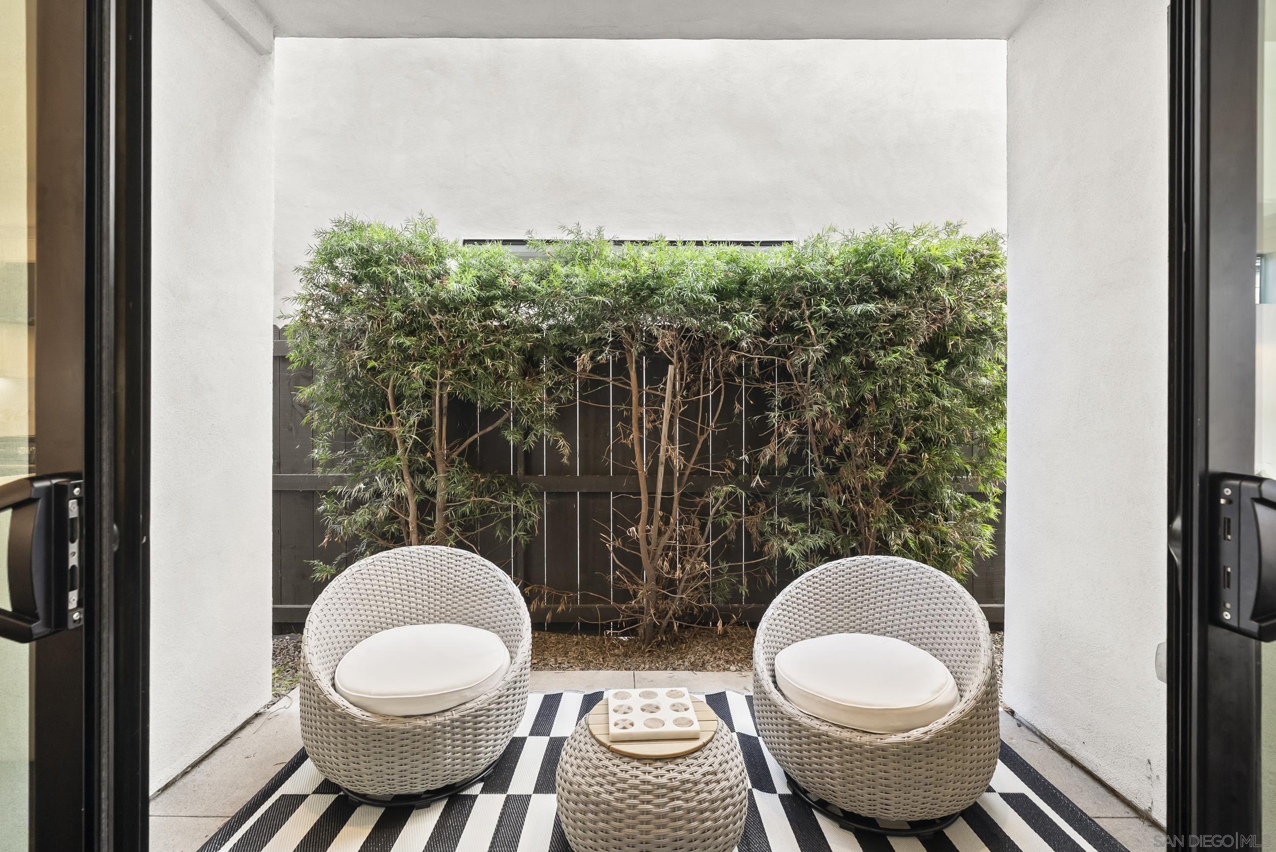 Detail Gallery Image 15 of 34 For 3913  Kendall St, San Diego,  CA 92109 - 4 Beds | 3/1 Baths