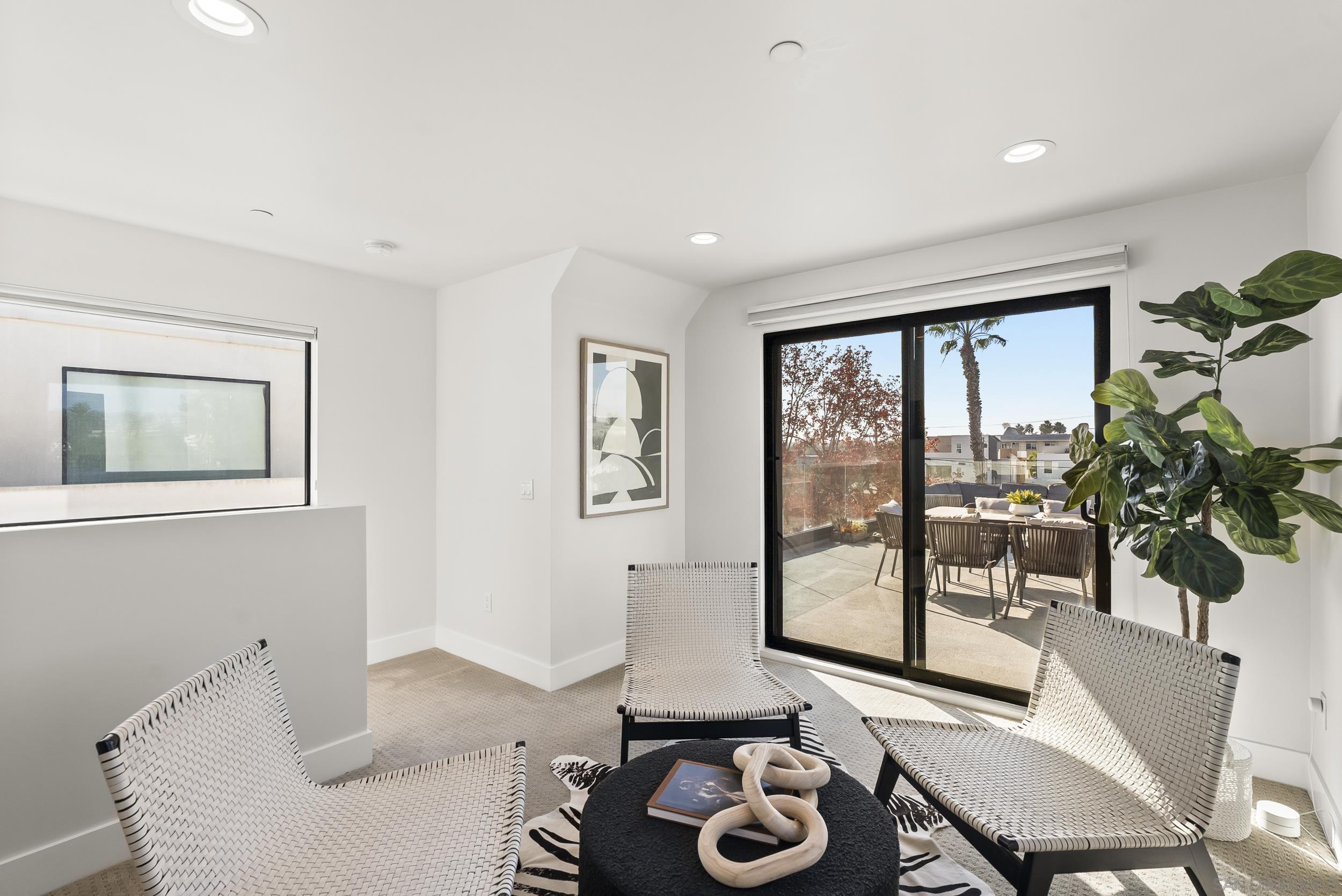 Detail Gallery Image 26 of 34 For 3913  Kendall St, San Diego,  CA 92109 - 4 Beds | 3/1 Baths