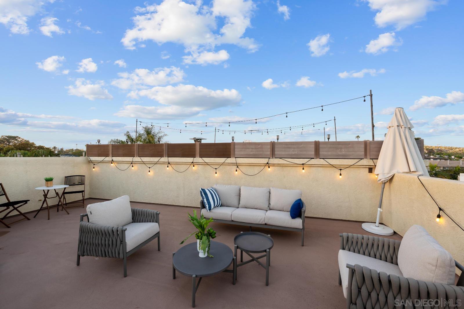 Detail Gallery Image 28 of 36 For 3957  Lamont St, San Diego,  CA 92109 - 2 Beds | 2/1 Baths