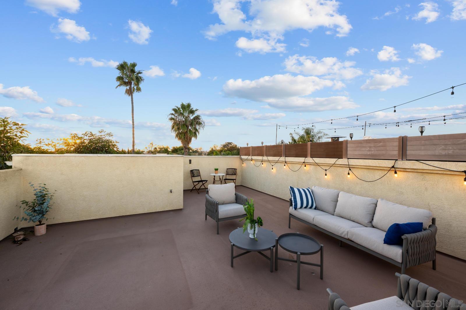 Detail Gallery Image 29 of 36 For 3957  Lamont St, San Diego,  CA 92109 - 2 Beds | 2/1 Baths