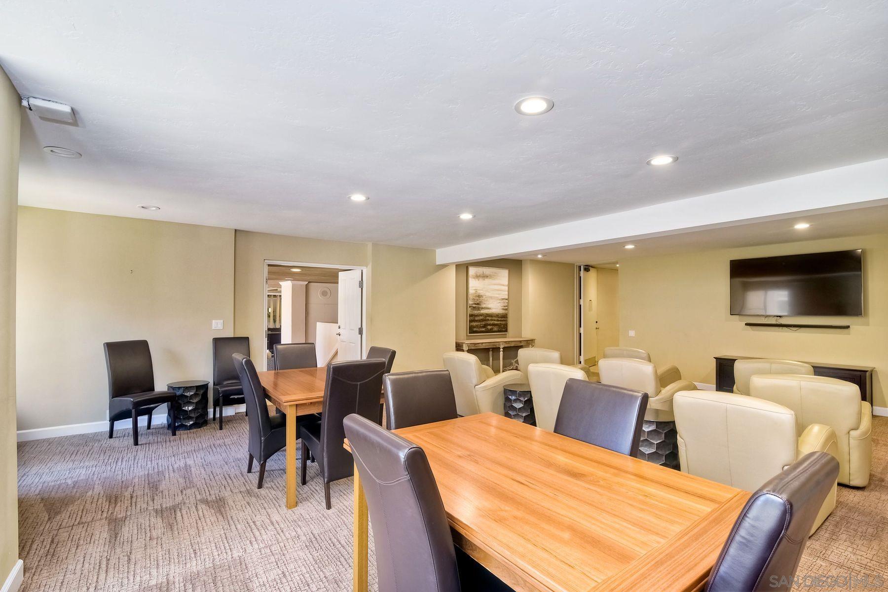 Detail Gallery Image 28 of 52 For 1775  Diamond Street  #201,  San Diego,  CA 92109 - 1 Beds | 1 Baths