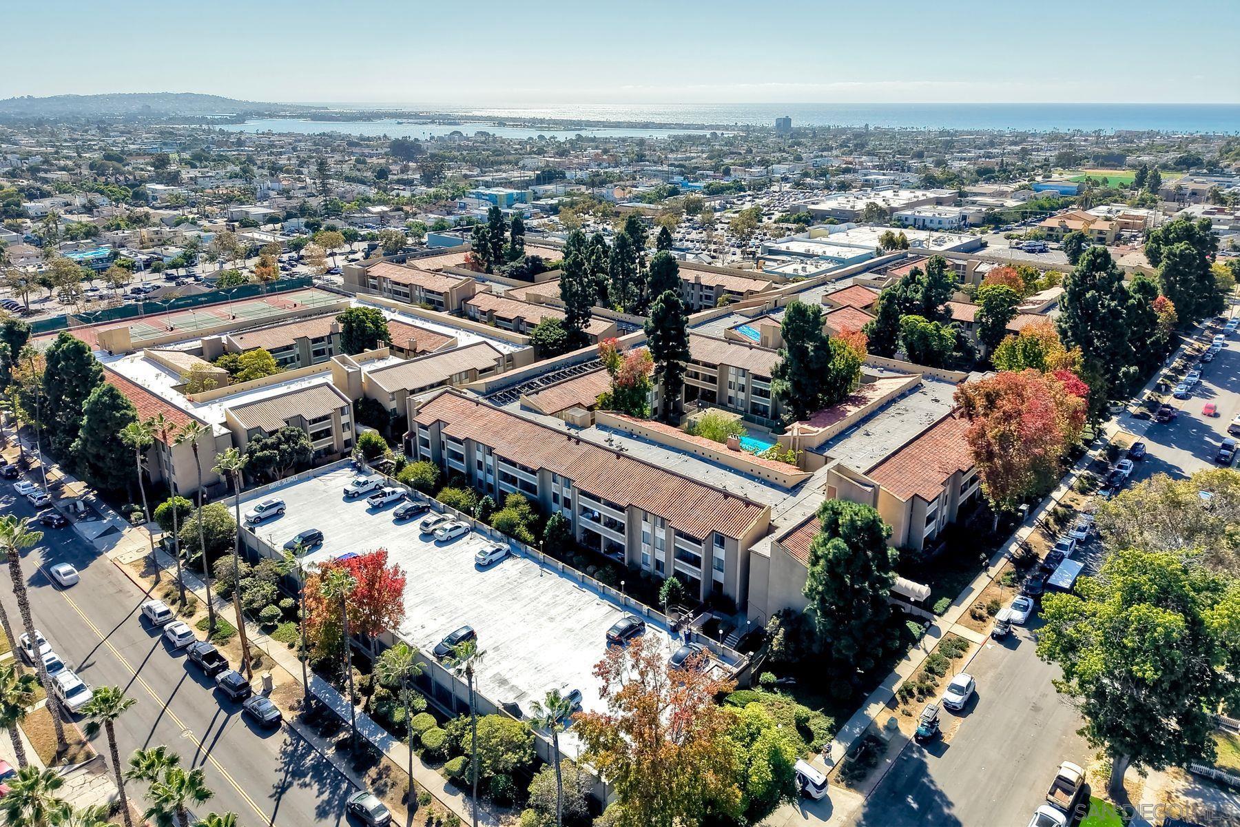 Detail Gallery Image 43 of 52 For 1775  Diamond Street  #201,  San Diego,  CA 92109 - 1 Beds | 1 Baths