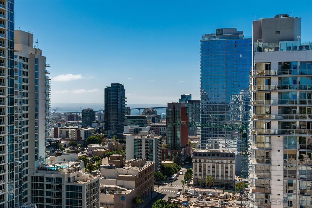 Detail Gallery Image 8 of 31 For 801  Ash St  #1303,  San Diego,  CA 92101 - 2 Beds | 2 Baths