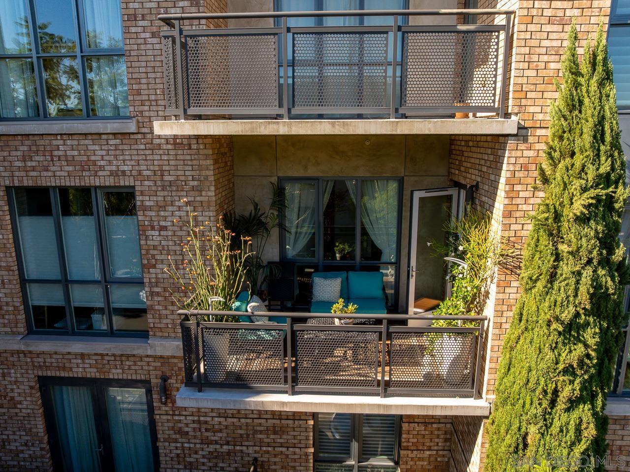 Detail Gallery Image 32 of 40 For 845  Fort Stockton  #312,  San Diego,  CA 92103 - 4 Beds | 2 Baths