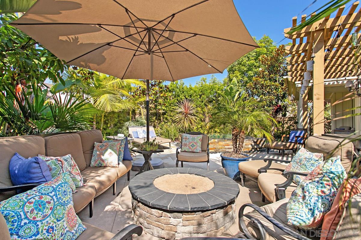 Detail Gallery Image 7 of 14 For 1938  Sheridan Road, Encinitas,  CA 92024 - 4 Beds | 3/1 Baths