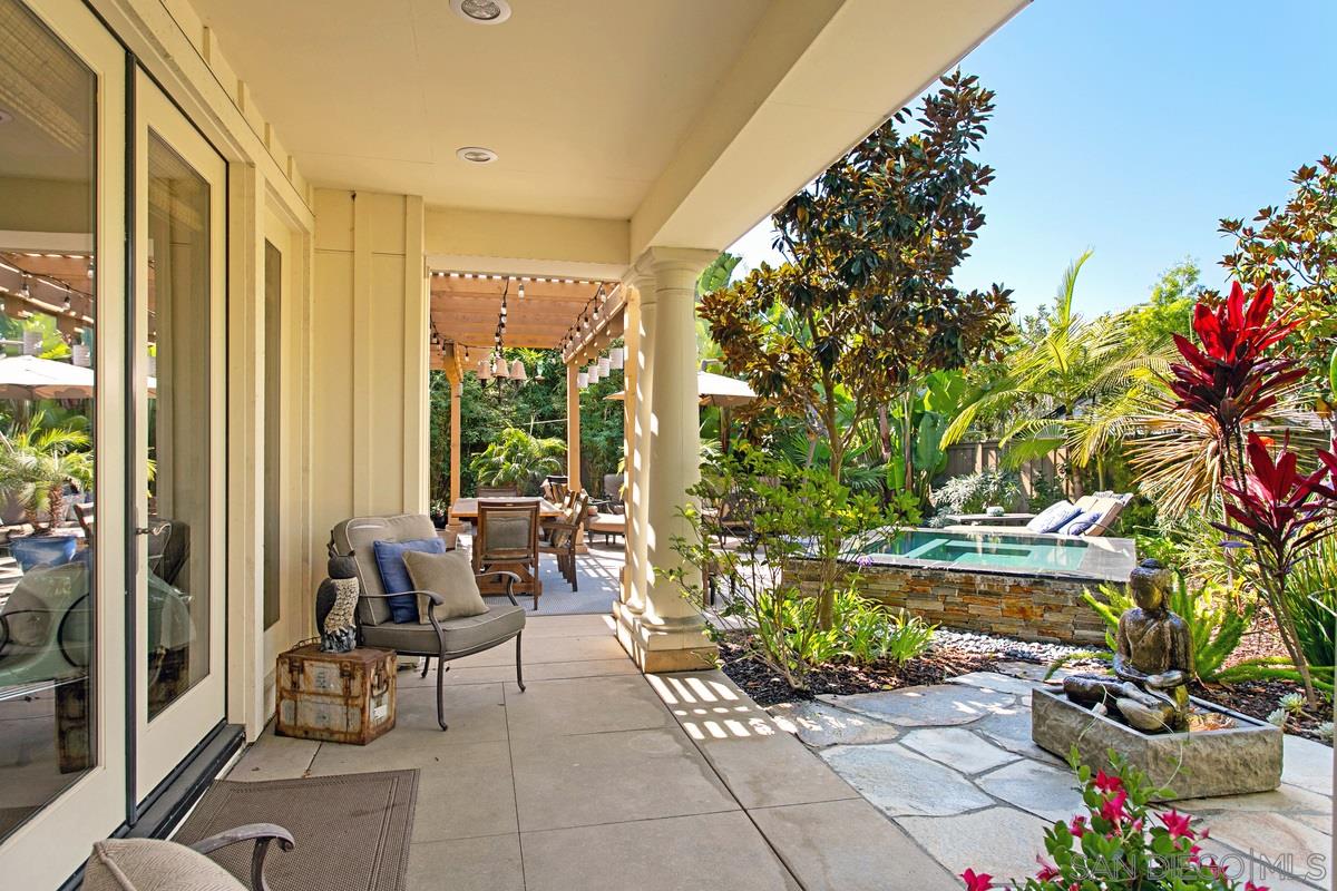 Detail Gallery Image 9 of 14 For 1938  Sheridan Road, Encinitas,  CA 92024 - 4 Beds | 3/1 Baths