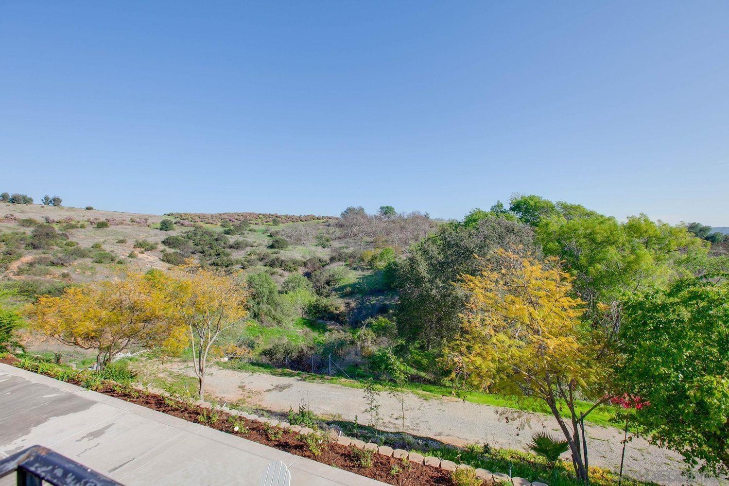 Detail Gallery Image 40 of 62 For 9431 W Lilac Rd, Escondido,  CA 92026 - 6 Beds | 4/2 Baths