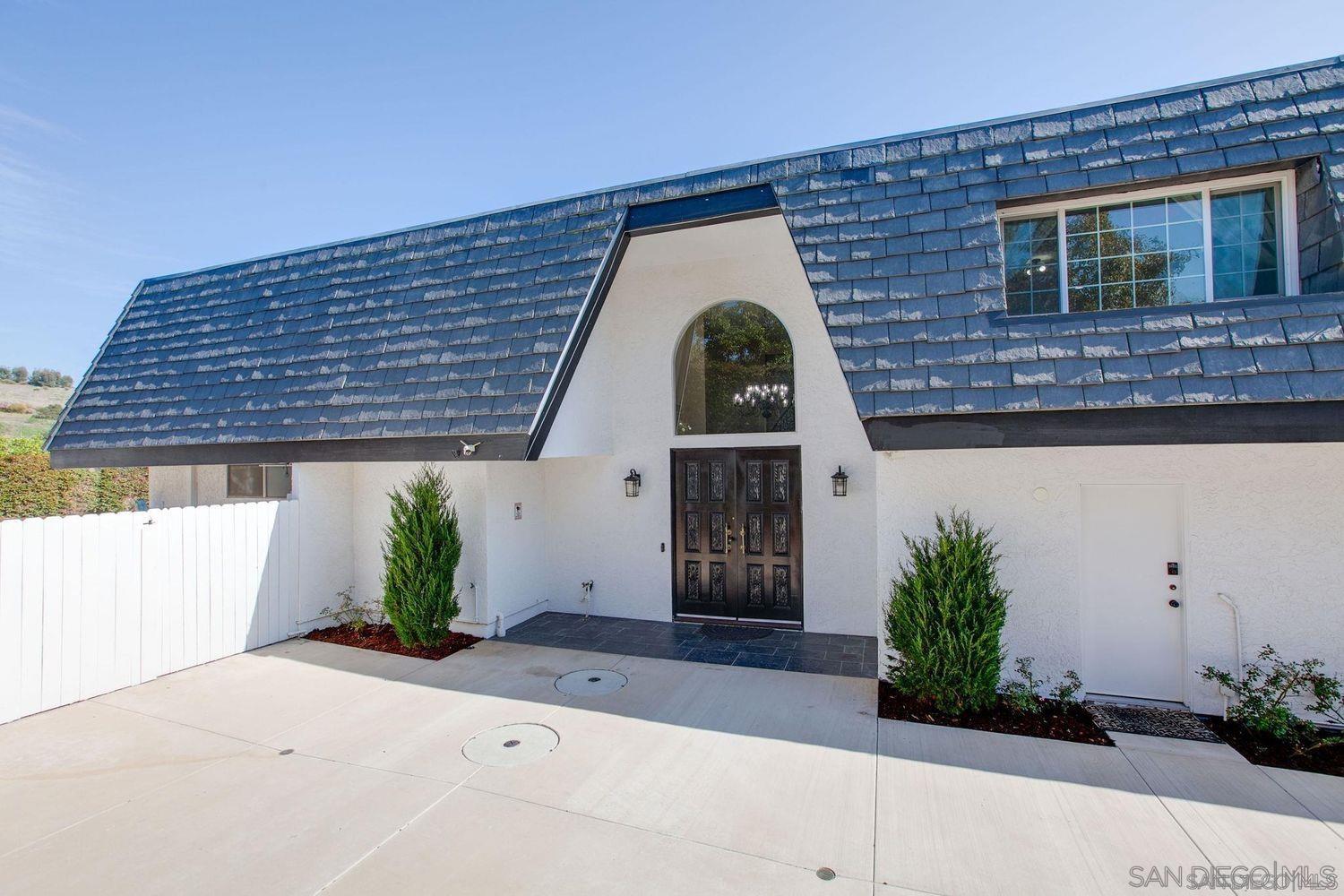 Detail Gallery Image 5 of 62 For 9431 W Lilac Rd, Escondido,  CA 92026 - 6 Beds | 4/2 Baths