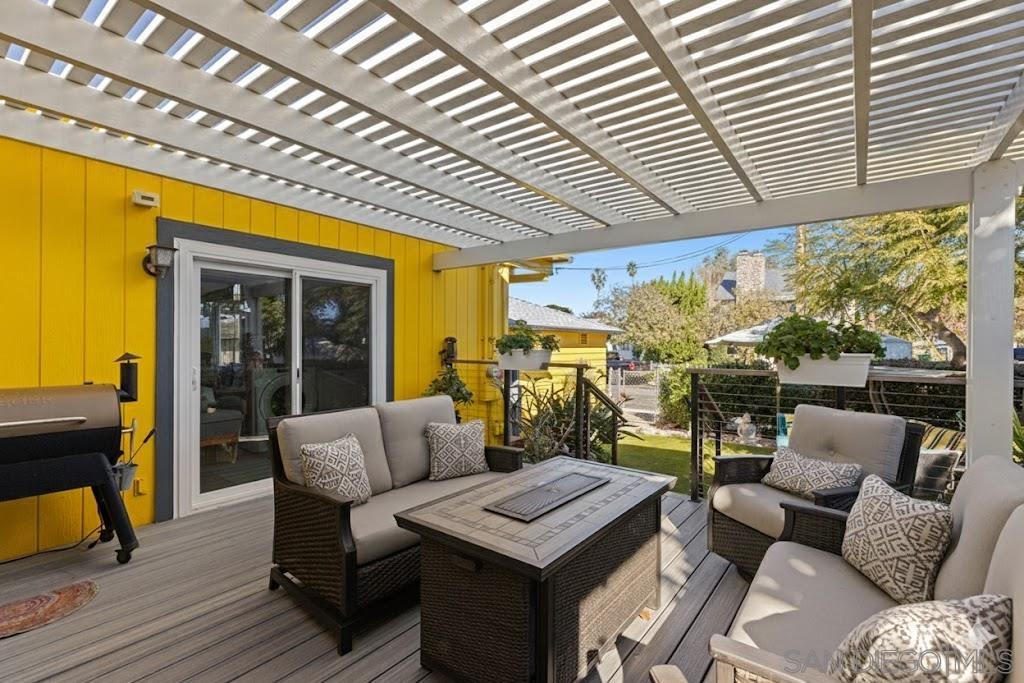 Detail Gallery Image 12 of 63 For 2038 S Freeman, Oceanside,  CA 92054 - 3 Beds | 2 Baths