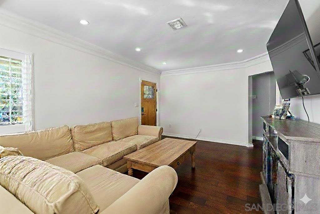 Detail Gallery Image 18 of 63 For 2038 S Freeman, Oceanside,  CA 92054 - 3 Beds | 2 Baths