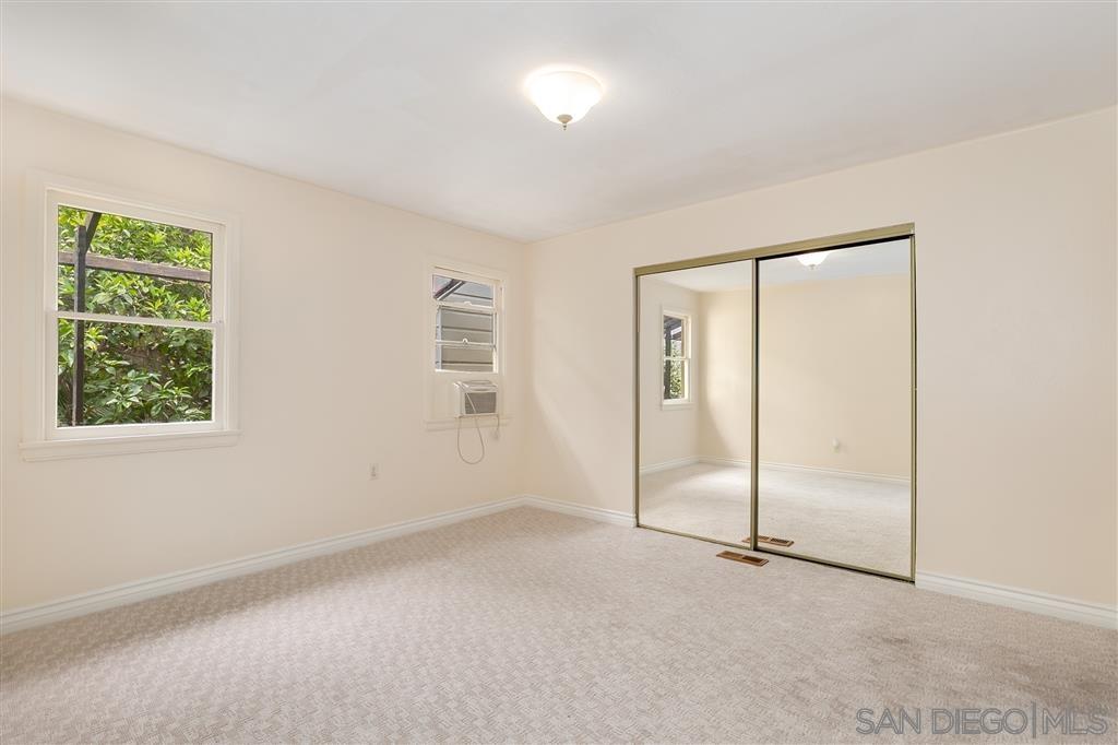 Detail Gallery Image 8 of 12 For 4965  Wightman St, San Diego,  CA 92105 - 3 Beds | 2 Baths