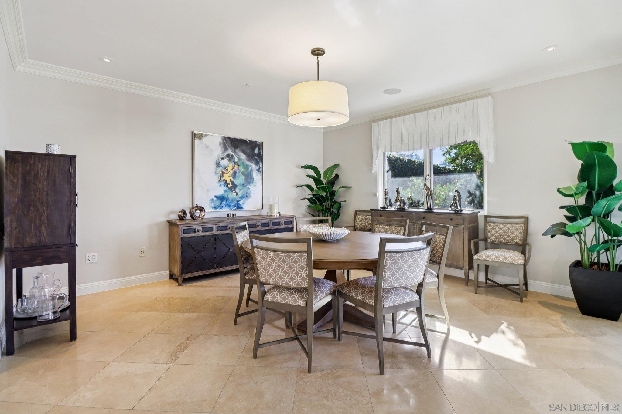 Detail Gallery Image 13 of 65 For 464  Prospect St  #101,  La Jolla,  CA 92037 - 2 Beds | 2/1 Baths
