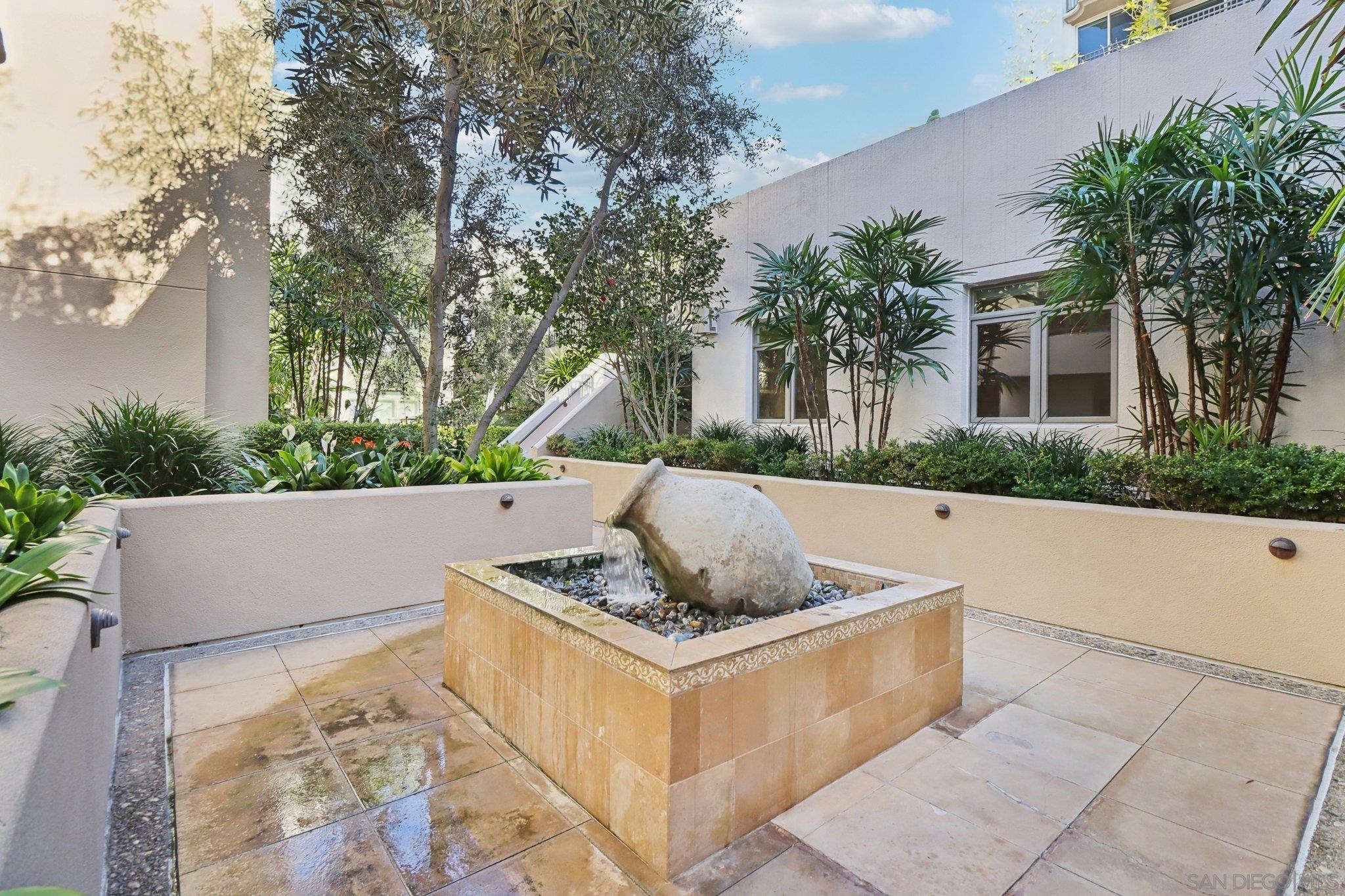 Detail Gallery Image 4 of 65 For 464  Prospect St  #101,  La Jolla,  CA 92037 - 2 Beds | 2/1 Baths