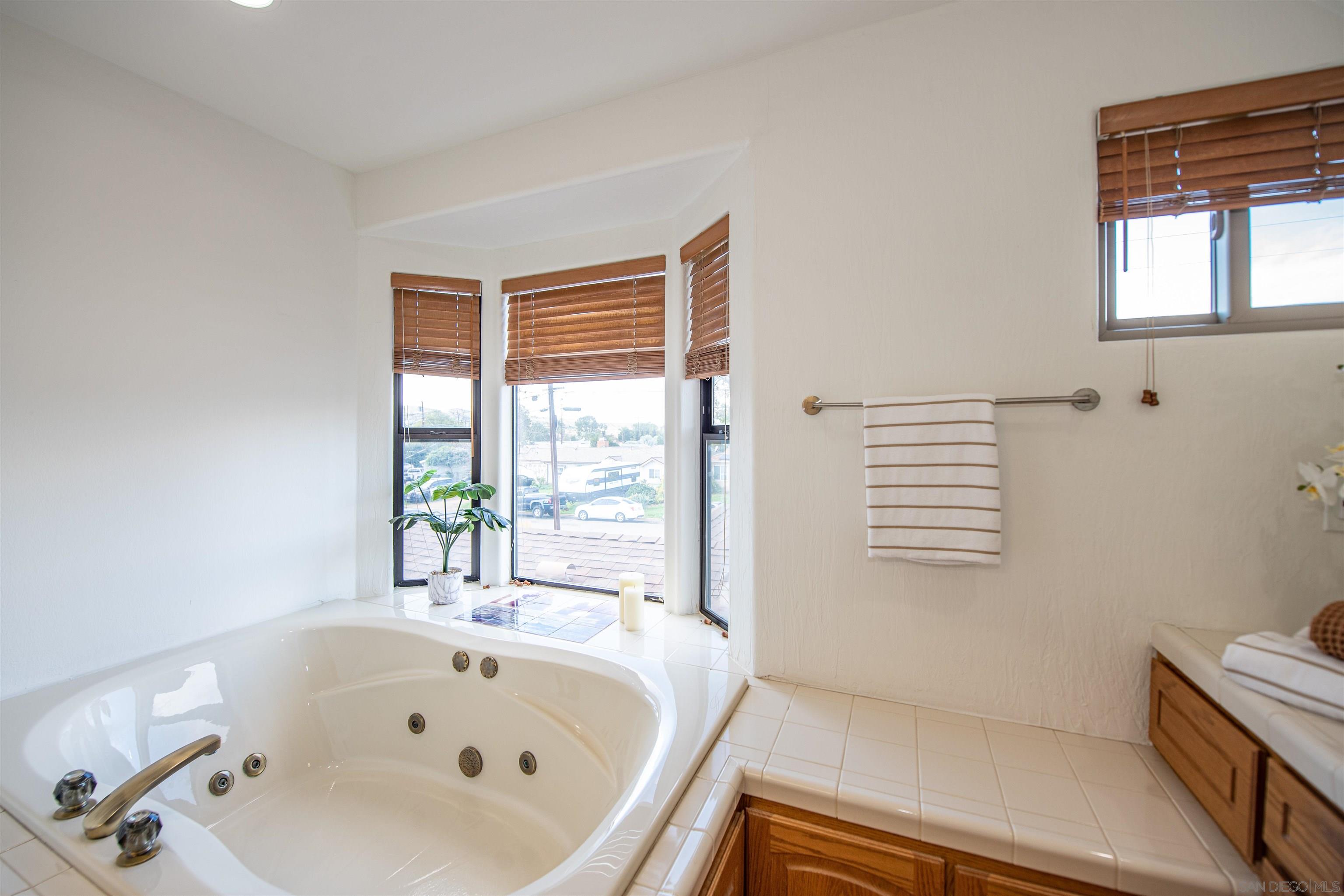 Detail Gallery Image 30 of 47 For 13419  Sebago, Poway,  CA 92064 - 4 Beds | 2/1 Baths