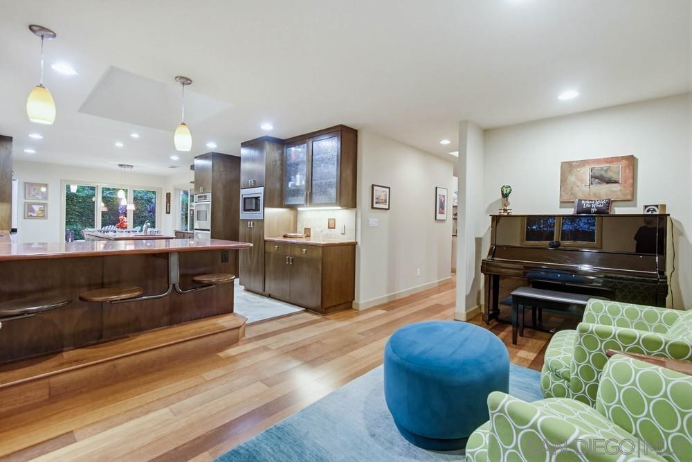 Detail Gallery Image 18 of 60 For 871  Gage Dr, San Diego,  CA 92106 - 3 Beds | 2/1 Baths