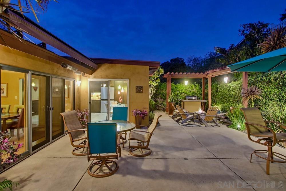 Detail Gallery Image 3 of 60 For 871  Gage Dr, San Diego,  CA 92106 - 3 Beds | 2/1 Baths