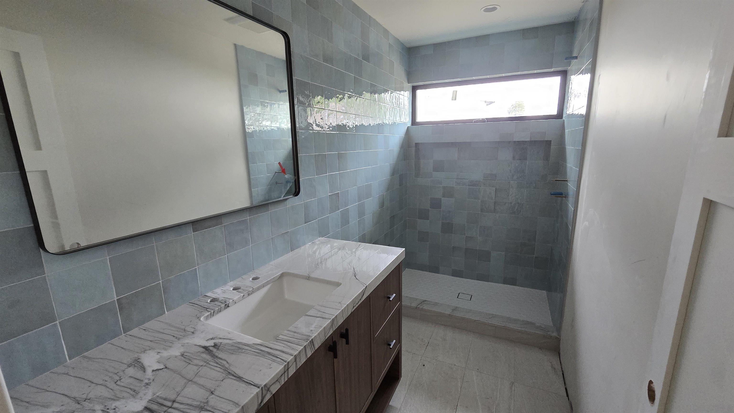 Detail Gallery Image 14 of 25 For 227  Hill Dr, Vista,  CA 92083 - 4 Beds | 3/1 Baths