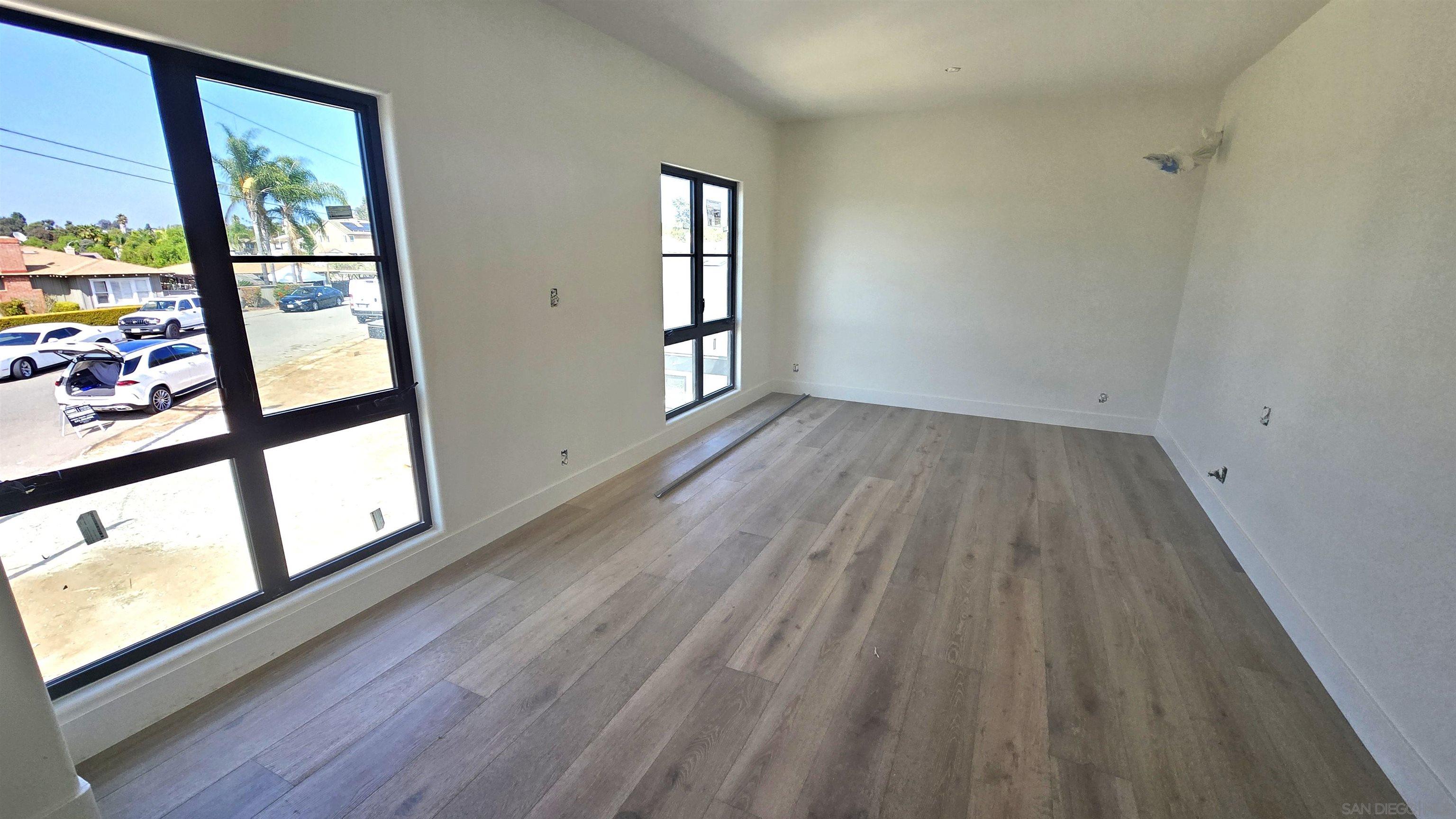 Detail Gallery Image 21 of 25 For 227  Hill Dr, Vista,  CA 92083 - 4 Beds | 3/1 Baths