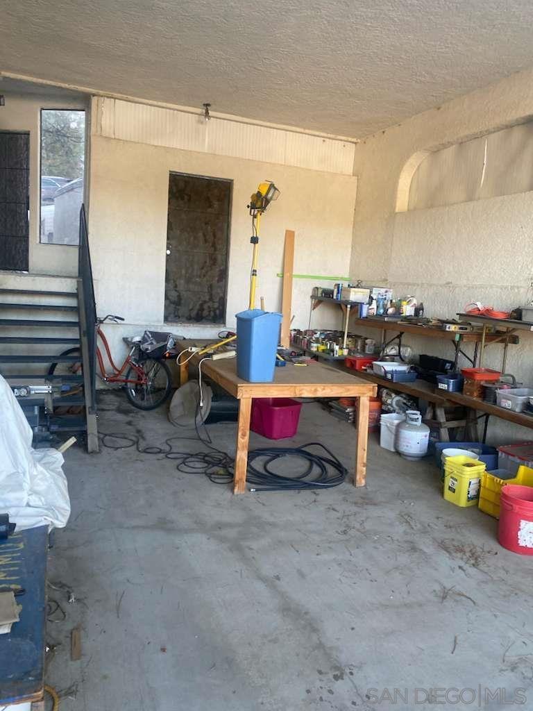 Detail Gallery Image 4 of 29 For 731  Cameron Dr, Big Bear Lake,  CA 92315 - 2 Beds | 1 Baths