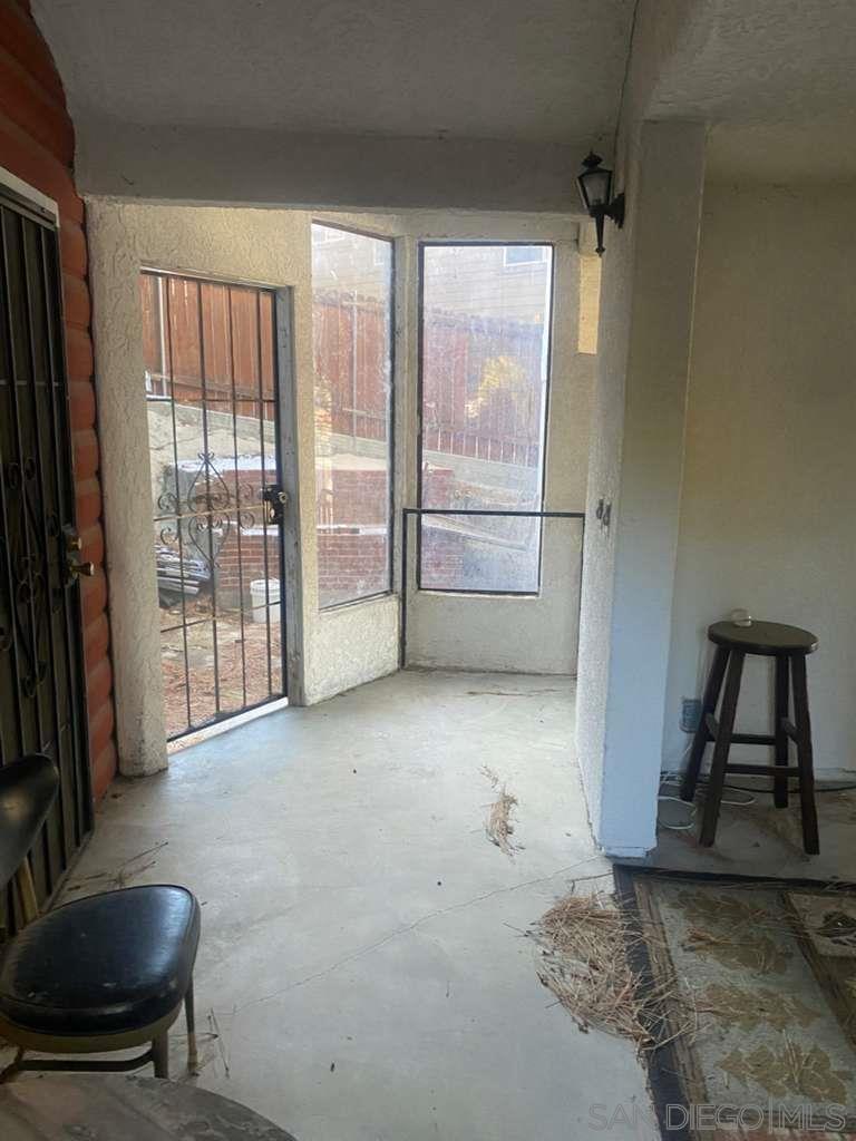 Detail Gallery Image 5 of 29 For 731  Cameron Dr, Big Bear Lake,  CA 92315 - 2 Beds | 1 Baths