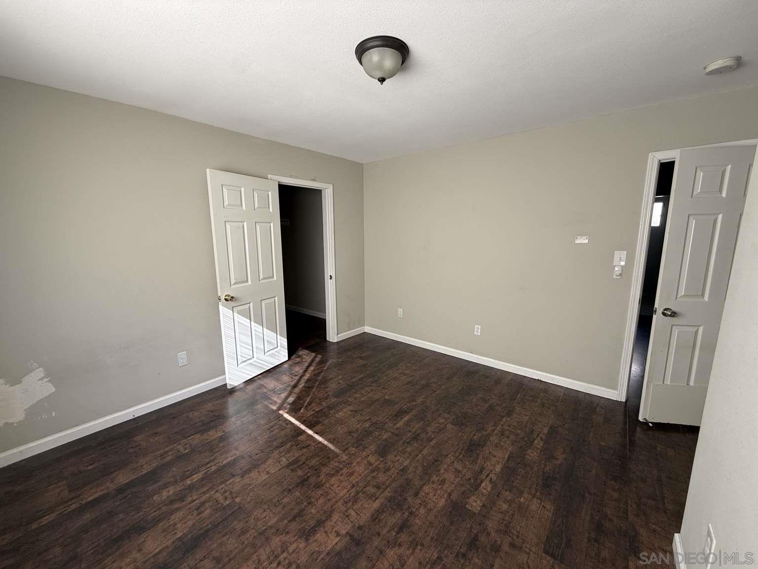 Detail Gallery Image 6 of 14 For 5130  Roswell St, San Diego,  CA 92114 - 3 Beds | 2 Baths