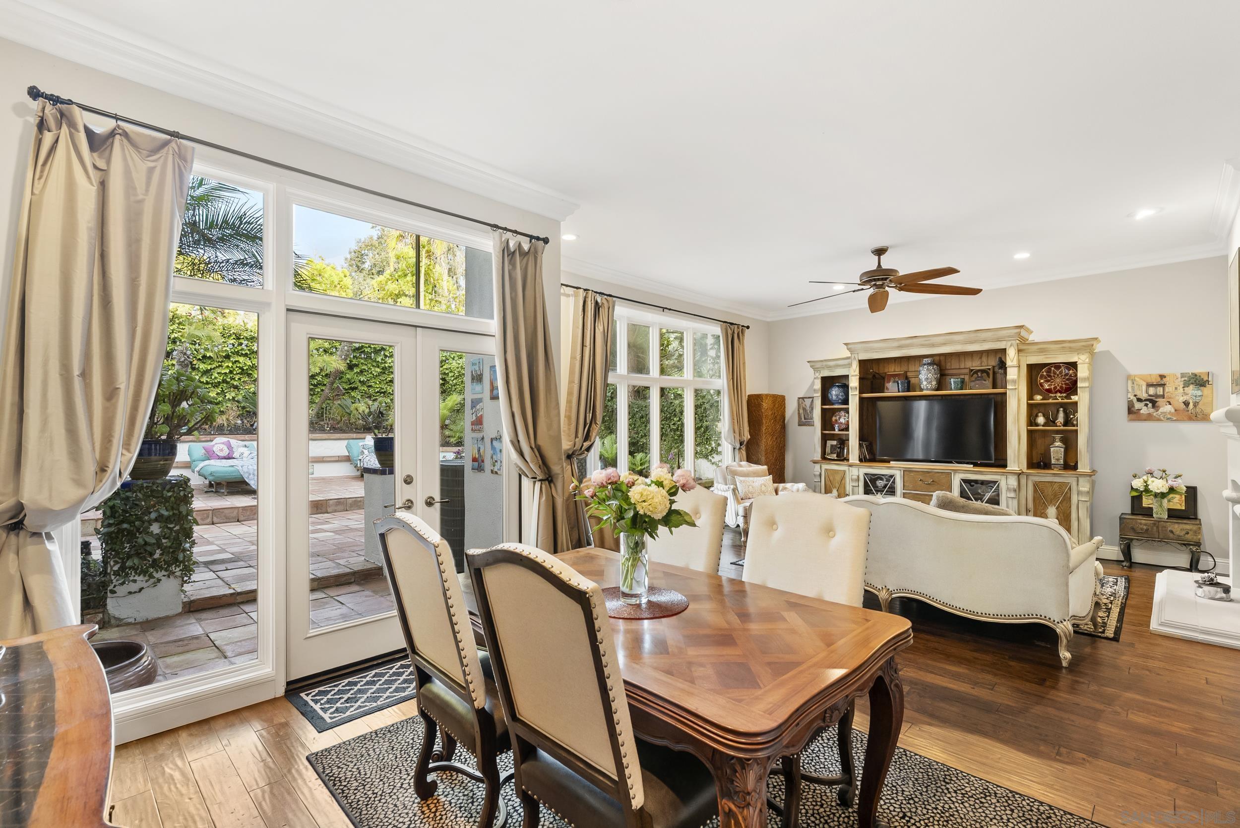 Detail Gallery Image 11 of 41 For 9757  Keeneland Row, La Jolla,  CA 92037 - 2 Beds | 2/1 Baths