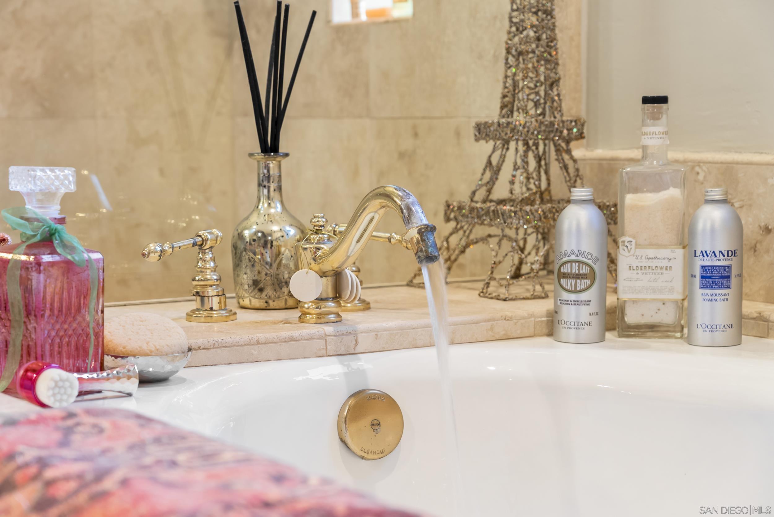 Detail Gallery Image 28 of 41 For 9757  Keeneland Row, La Jolla,  CA 92037 - 2 Beds | 2/1 Baths