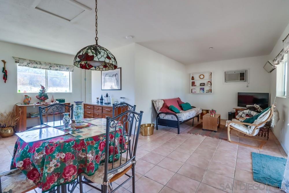 Detail Gallery Image 5 of 21 For 2036  Boulder Oaks Rd, Potrero,  CA 91963 - 3 Beds | 2 Baths