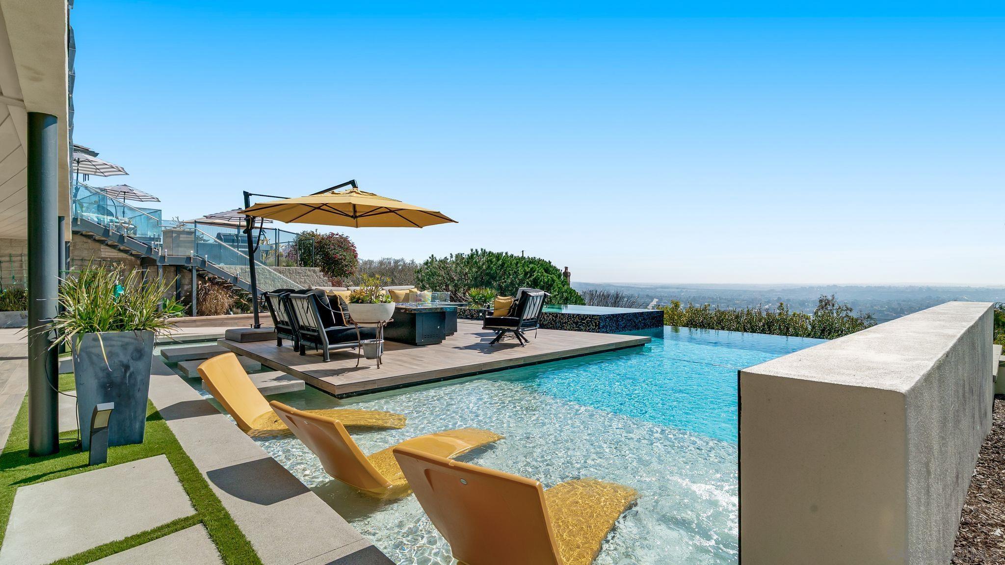 Detail Gallery Image 48 of 75 For 7173  Obelisco Cir, Carlsbad,  CA 92009 - 7 Beds | 6/1 Baths