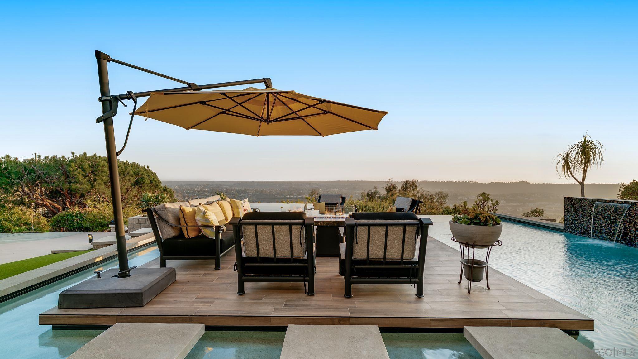 Detail Gallery Image 65 of 75 For 7173  Obelisco Cir, Carlsbad,  CA 92009 - 7 Beds | 6/1 Baths