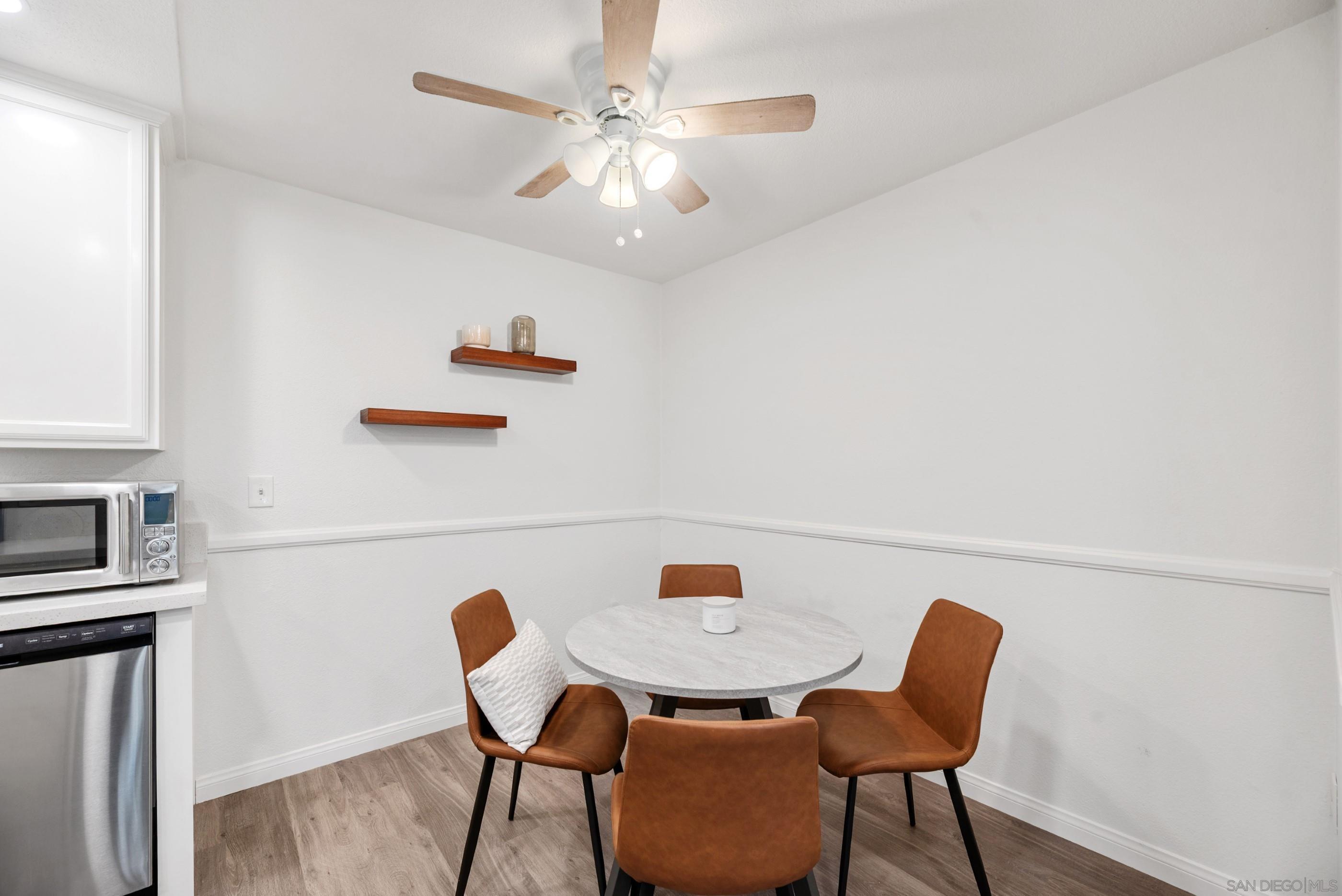 Detail Gallery Image 13 of 39 For 1810 S El Camino Real  #101,  Encinitas,  CA 92024 - 1 Beds | 1 Baths